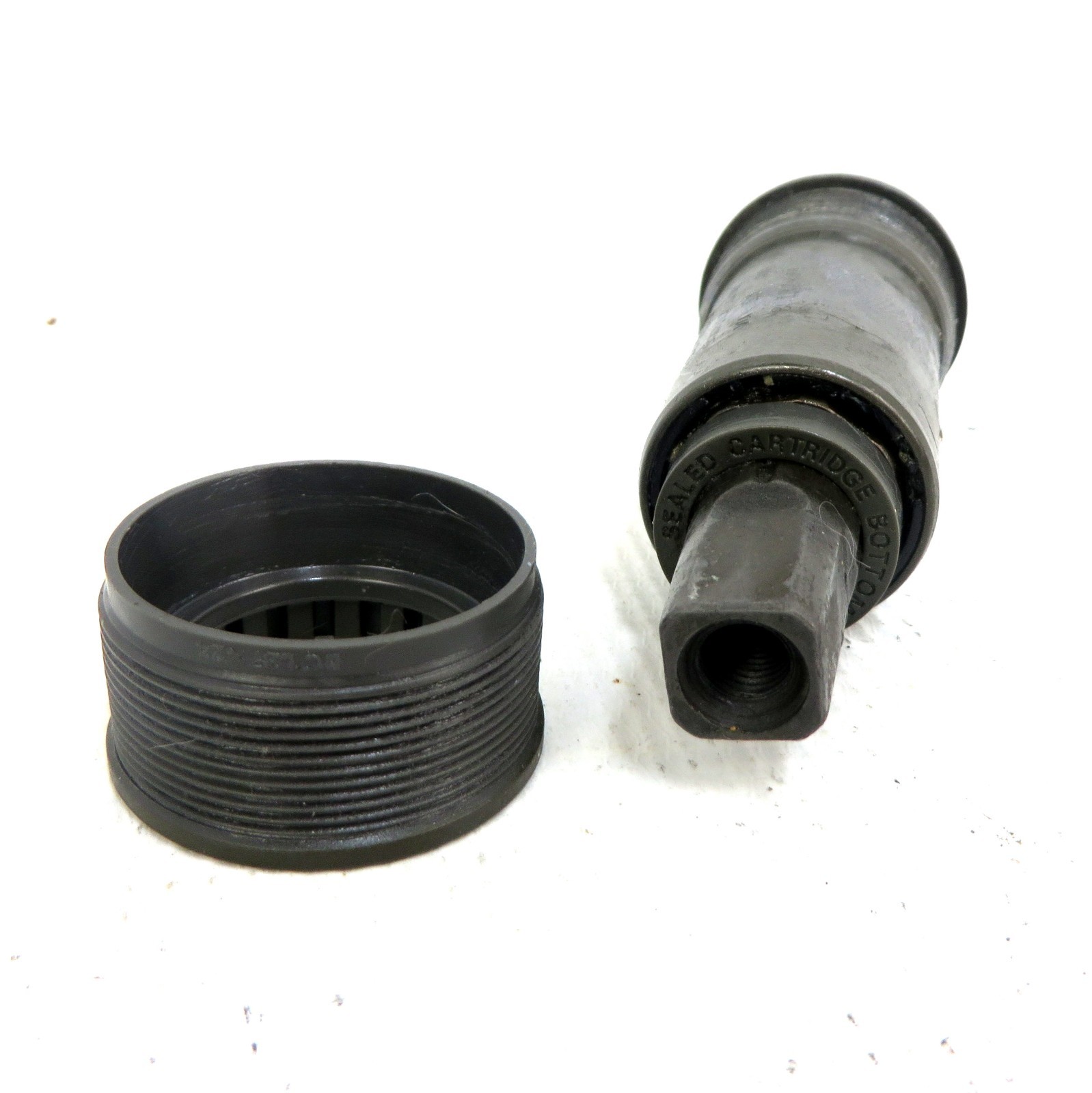 SHIMANO BOTTOM BRACKET BB-LP26 68mm 118mm 365g Sealed Square Taper