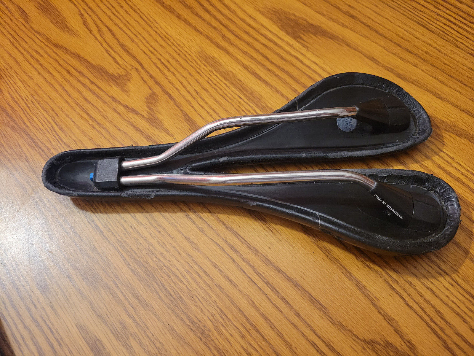 Selle Italia SLI Saddle Black Leather Vanox Rails Cutaway