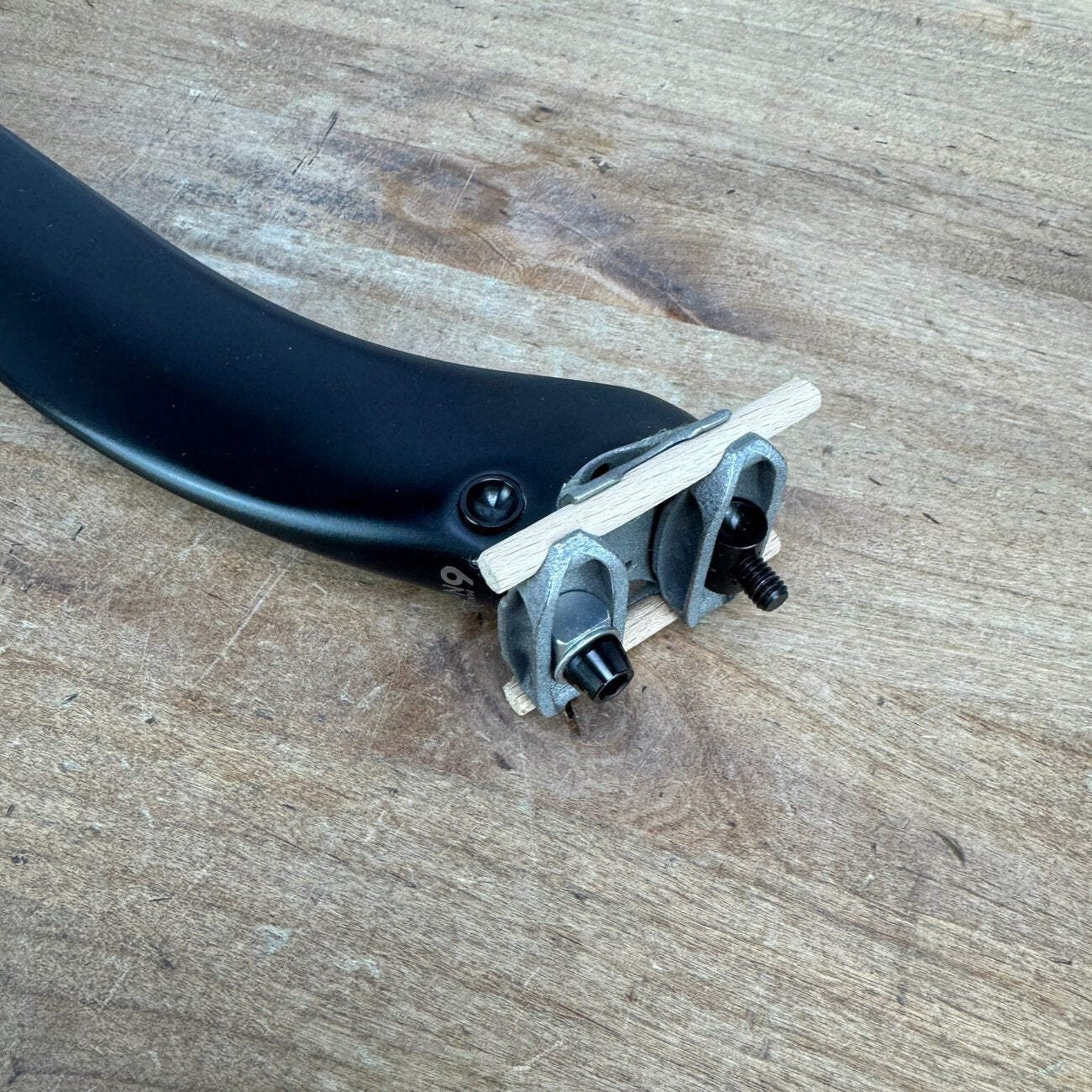 Low Mile! Pinarello Dogma F Carbon 20mm Setback 350mm Seatpost Titanium Hardware