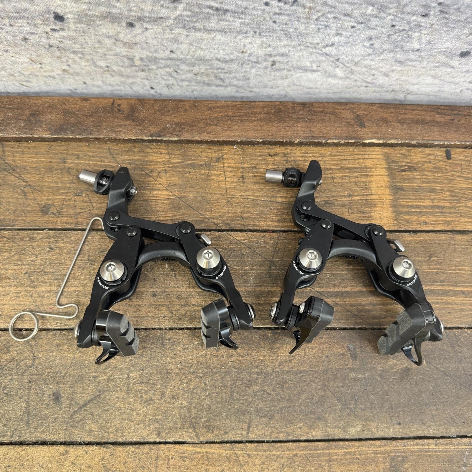 Bontrager Direct Mount Brake Caliper Set F/R Road Bike Black Aero TT Tri