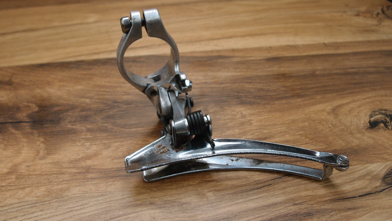 1980s front derailleur Suntour 28.6 mm bottom pull VIA Japan Maeda Ind