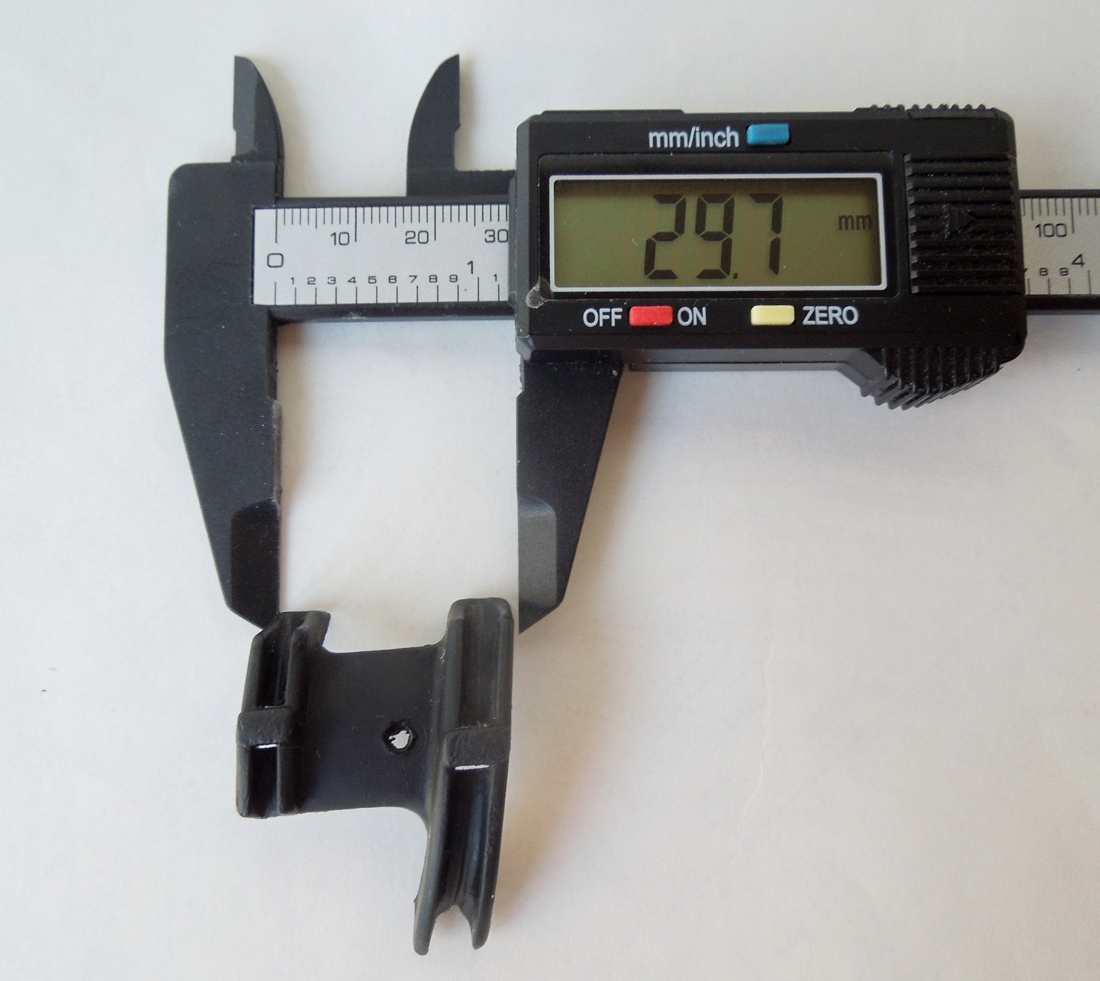 Used Shimano Bottom Bracket Cable Guide