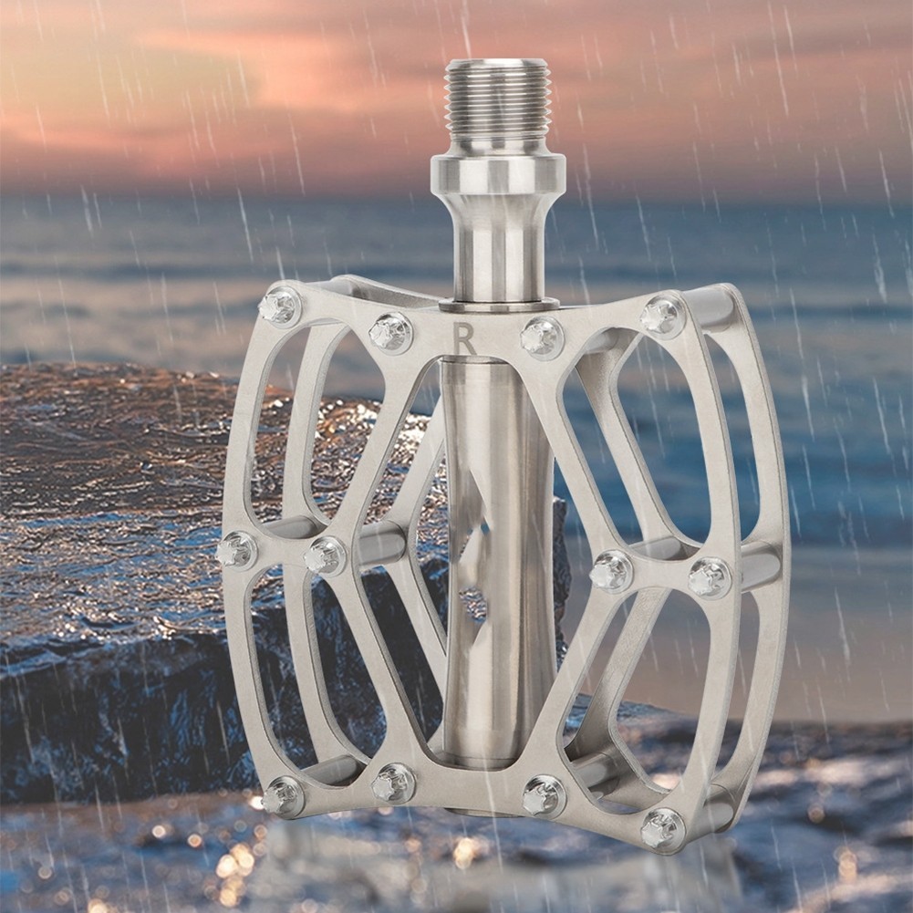 Quick Release Bicycle Pedal Alloy Construction 14mm Thread Silver Finish