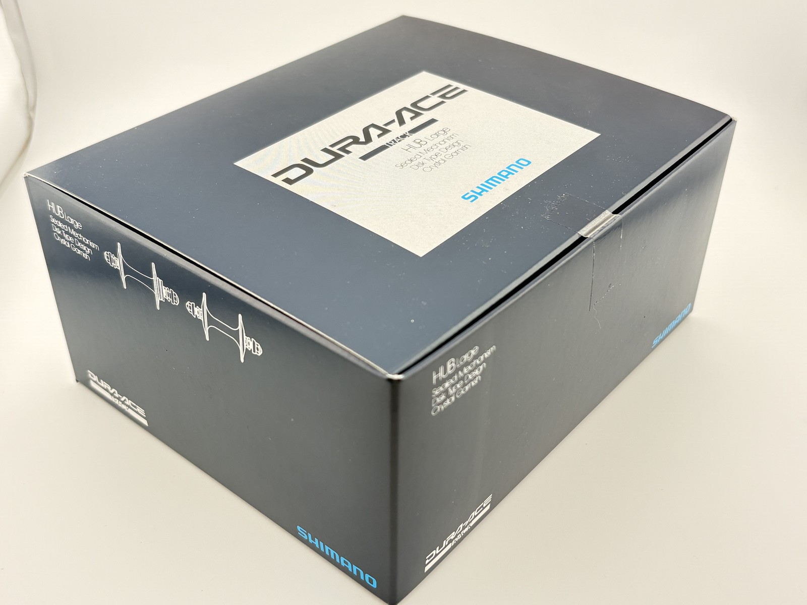 Shimano Dura-Ace Track HB-7600 Double Thread Rear Hub 28H