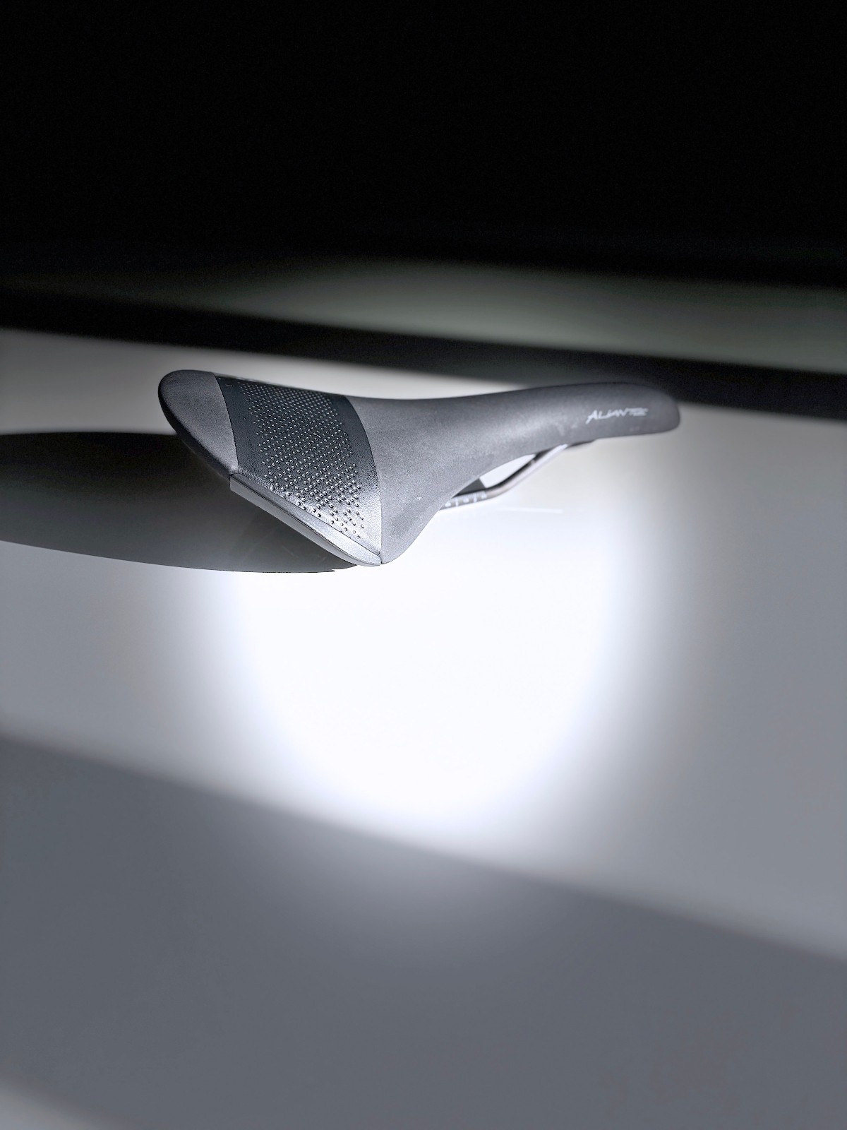 Fizik Aliante Saddle