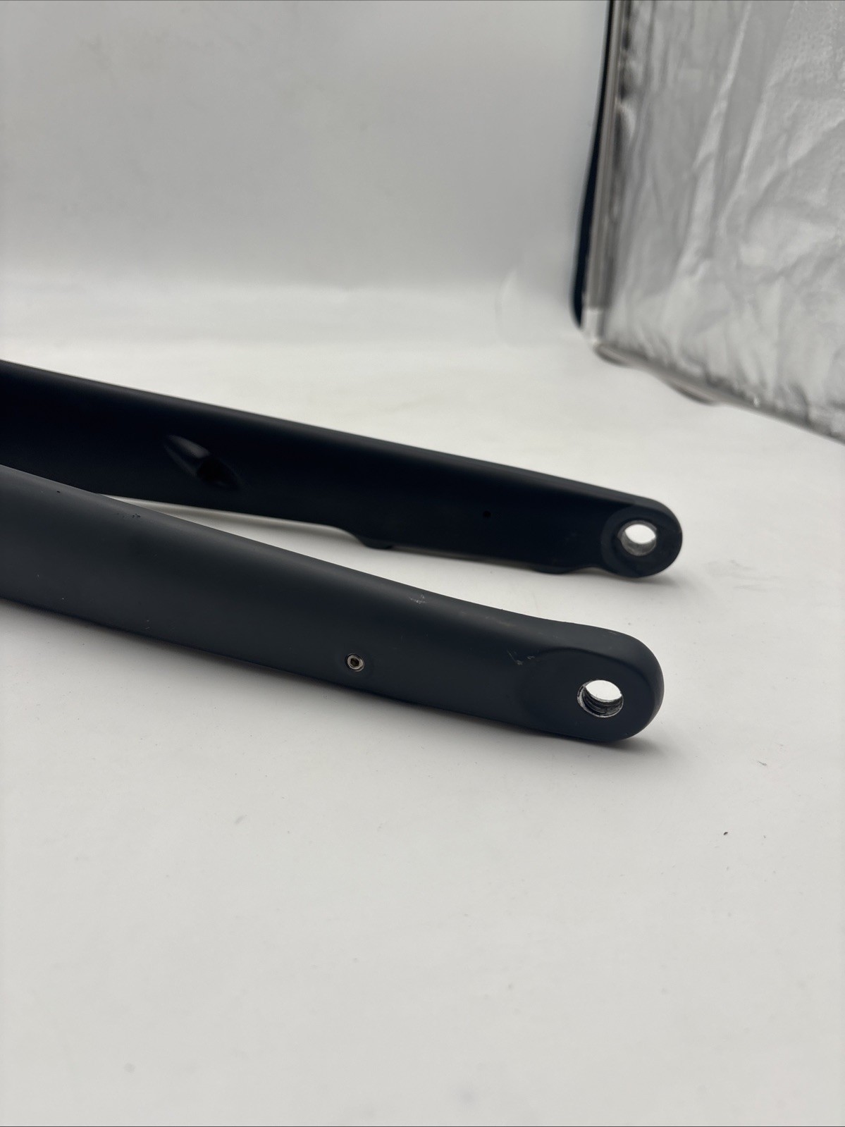 Carbon Gravel Road Fork integrated cable routing 12 x 100 mm spacing flat mount