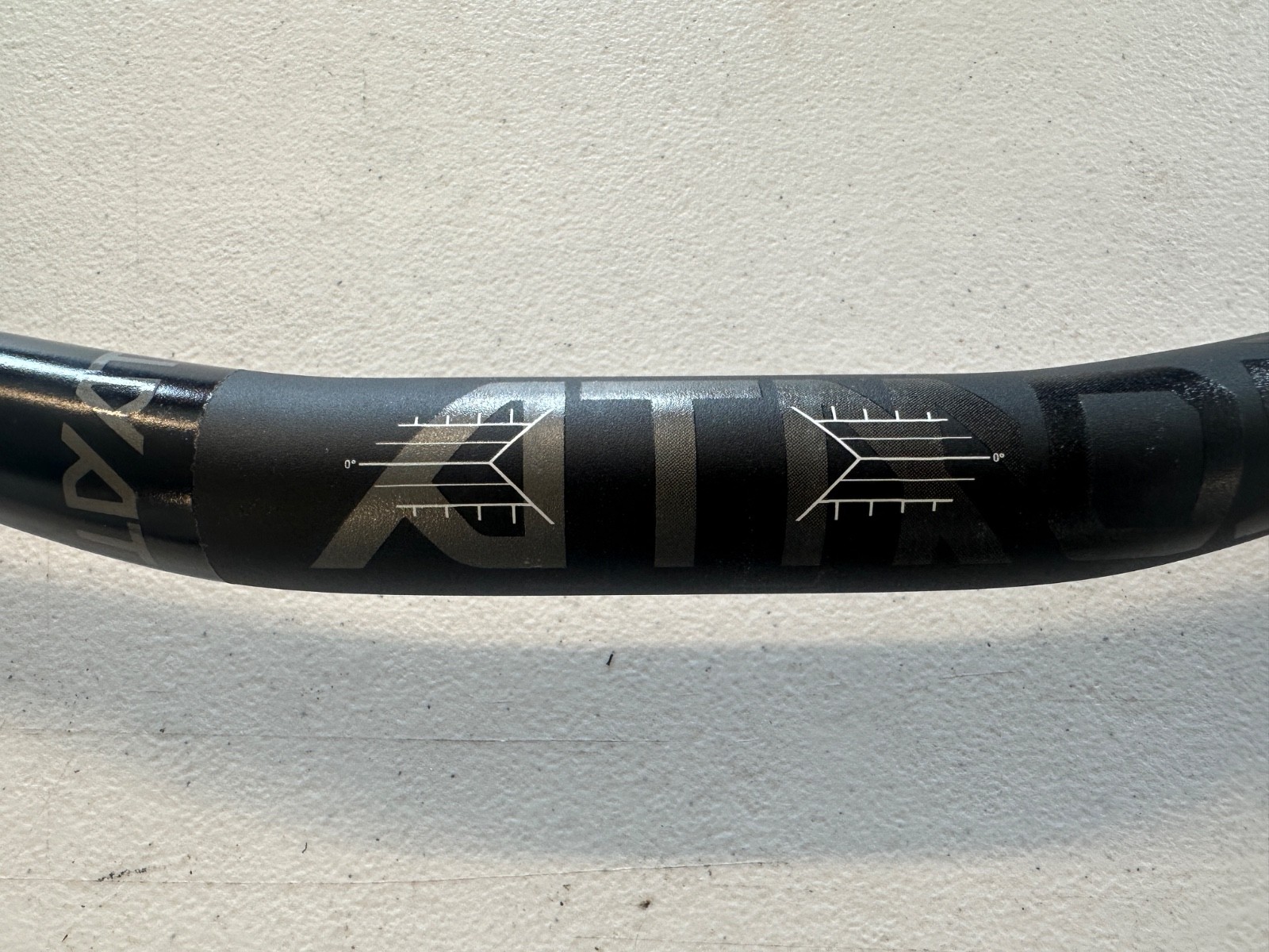 Truvativ Atmos 7K Riser Mountain Bike Handlebar, Black