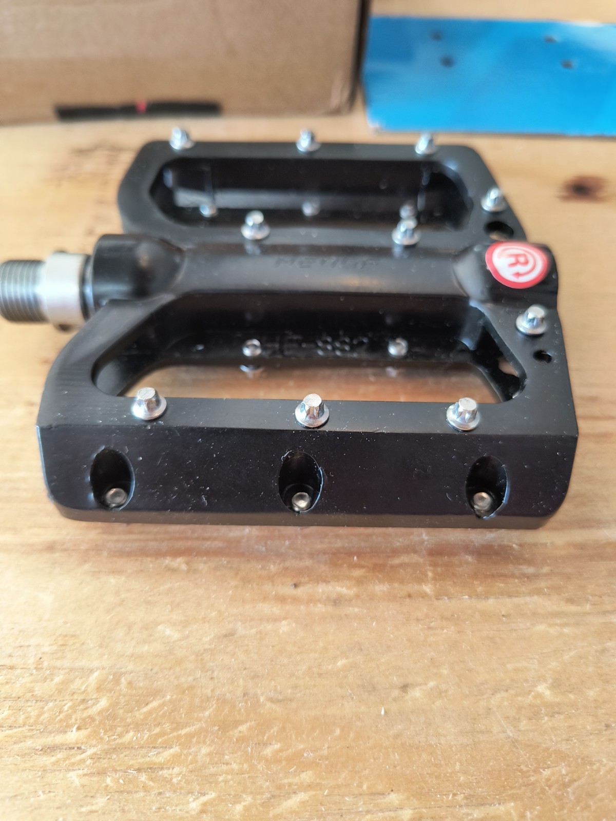 Open Box Himiway Bike Pedals 9/16″ Black With Stub Grips For Urban Commute Bike