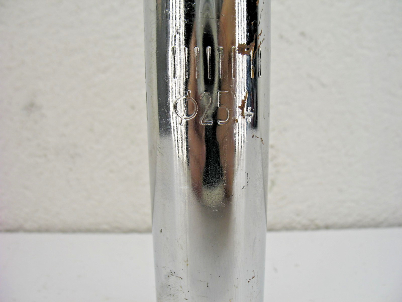 Chrome/Silver Steel Seat Post from a 20″ Kent 2 Cool Bicycle 25.4 – Used