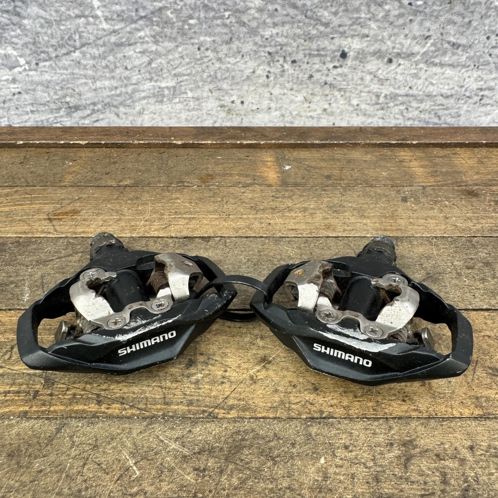 Shimano SPD PD-M530 Clipless Bike Pedals 9/16 Black Pair 450g MTB Gravel