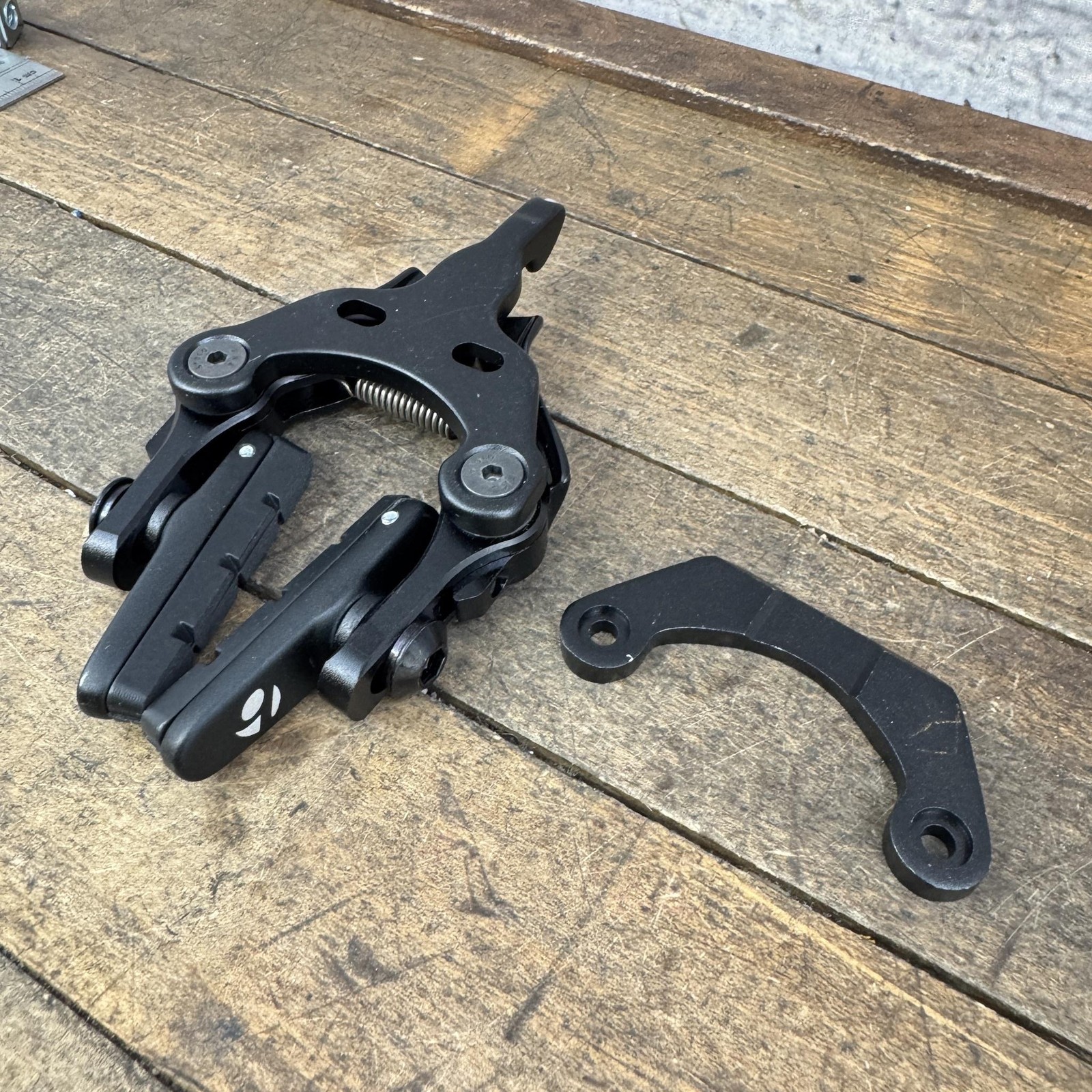 Bontrager Direct Mount Brake Caliper Road Bike Black Aero TT Tri Race 130g
