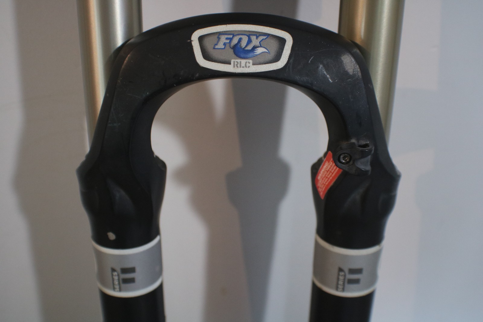 Fox Racing – 32 F100 RLC Black Fork – Straight Steerer – 1-1/8″ – QR – 26″