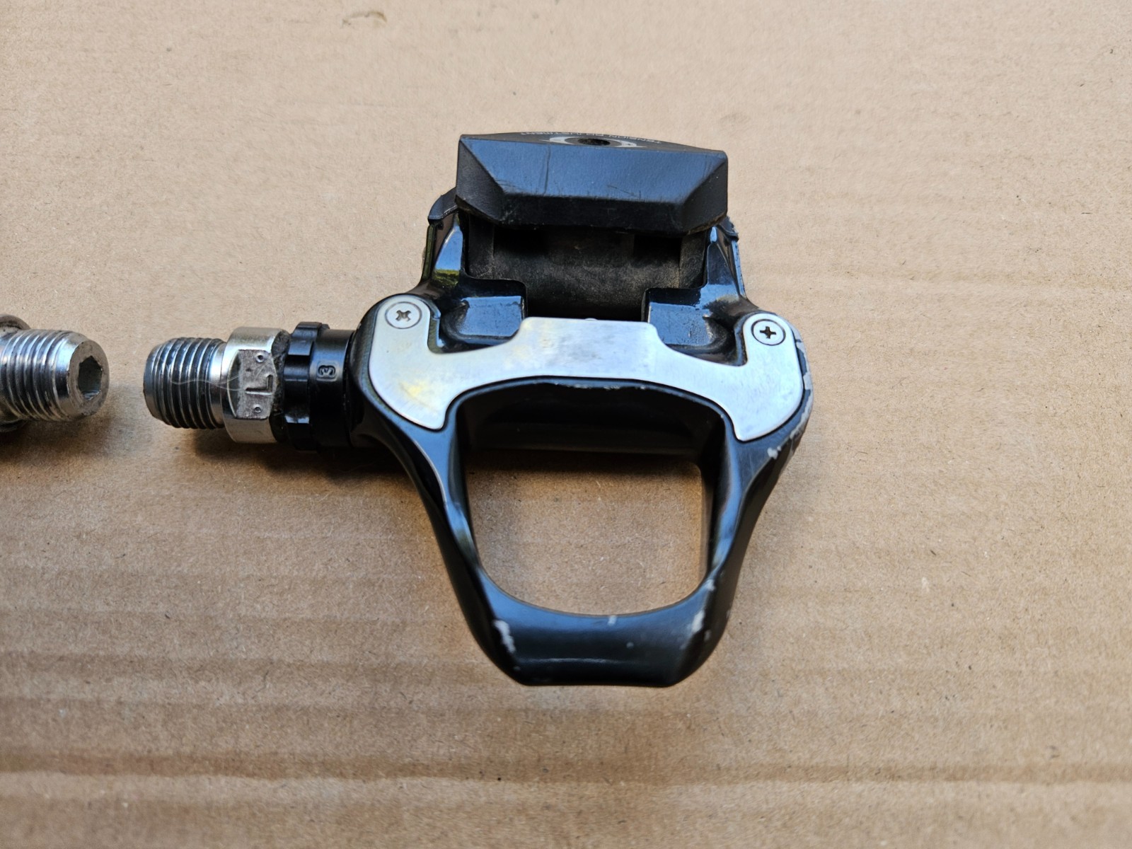 Shimano 105 PD-5610 Clipless Road Bike Pedals Left + Right Set Black