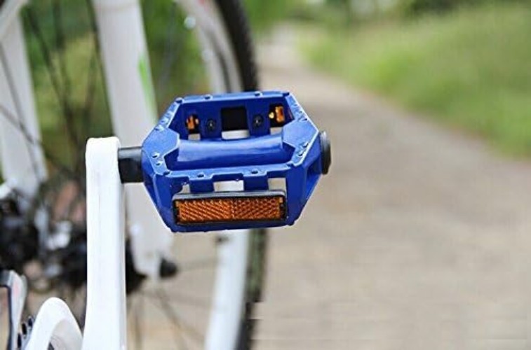 Multi-Color Aluminum Flat Platform Pedals for Road & Mountain Bikes – 9/16″