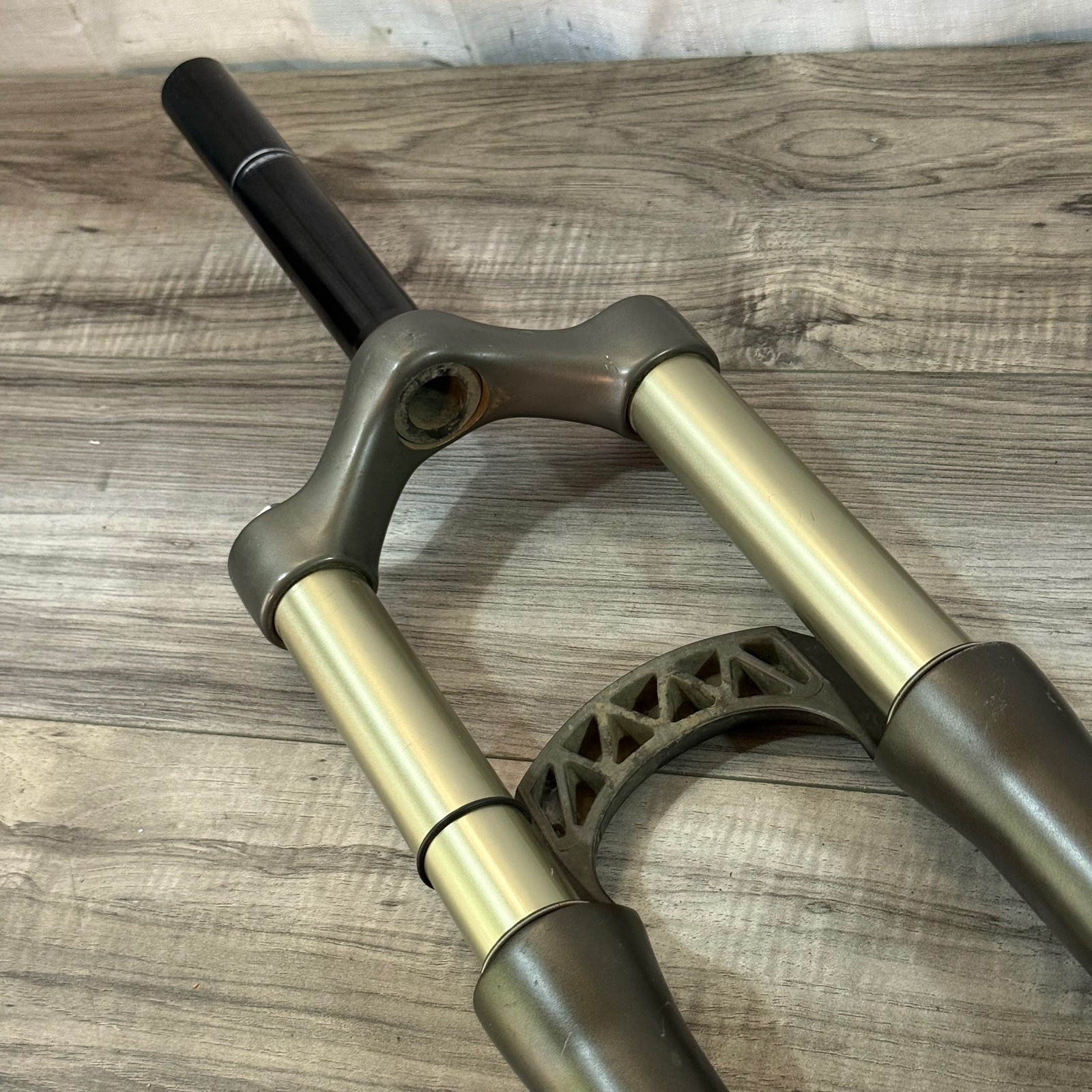 Fox 32 Float R Fork 26 200mm 1 1/8 Straight Non-Taper 182mm QR Disc