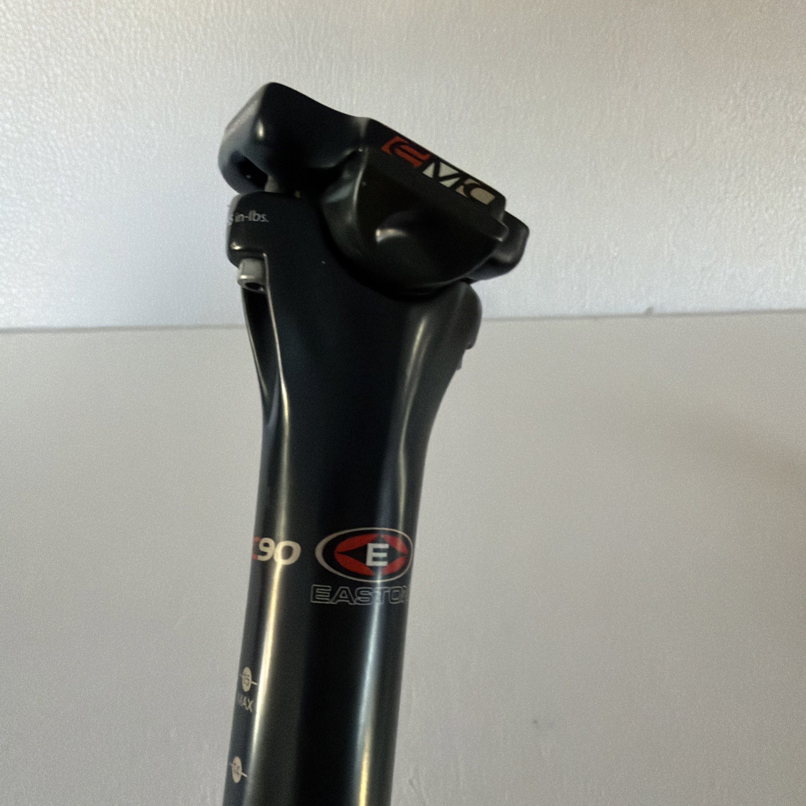 Easton EC90 Zero Seatpost 31.6mm Diameter and 400mm Length. Carbon Fiber