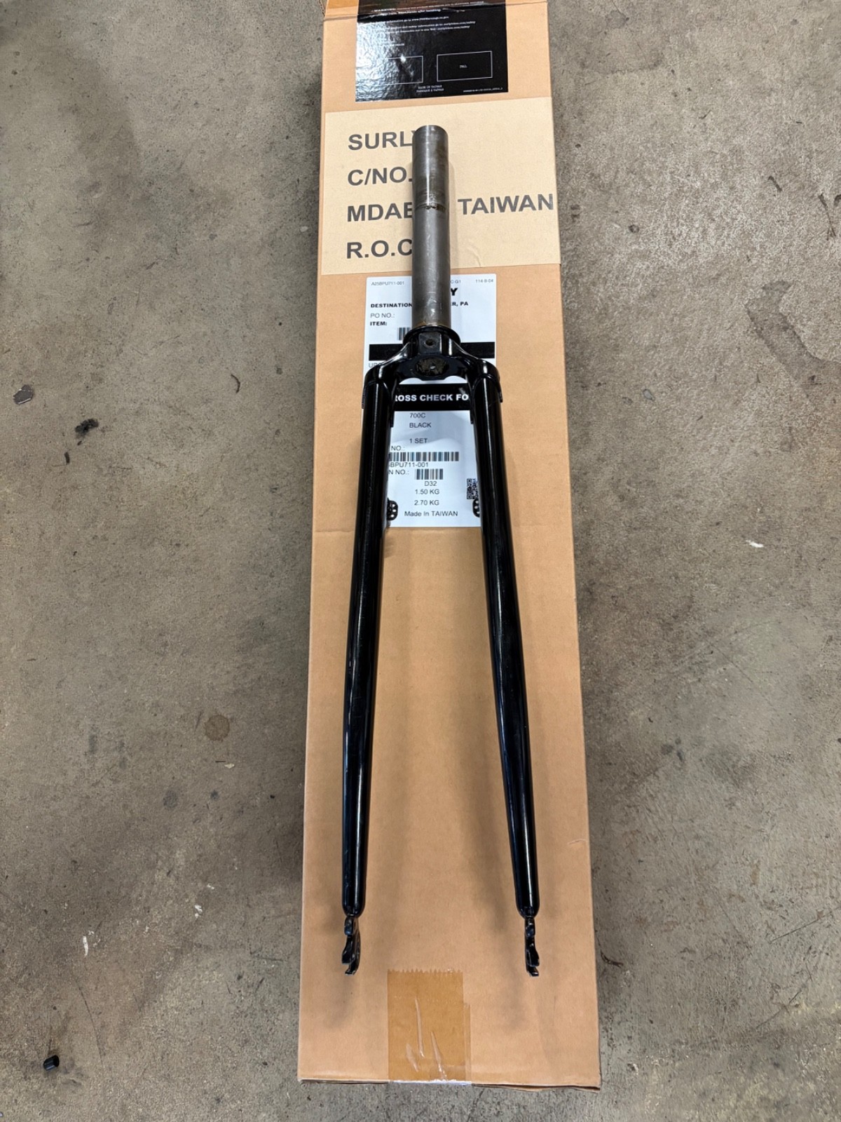 surly cross check fork 1 1/8 og no rack eyelets