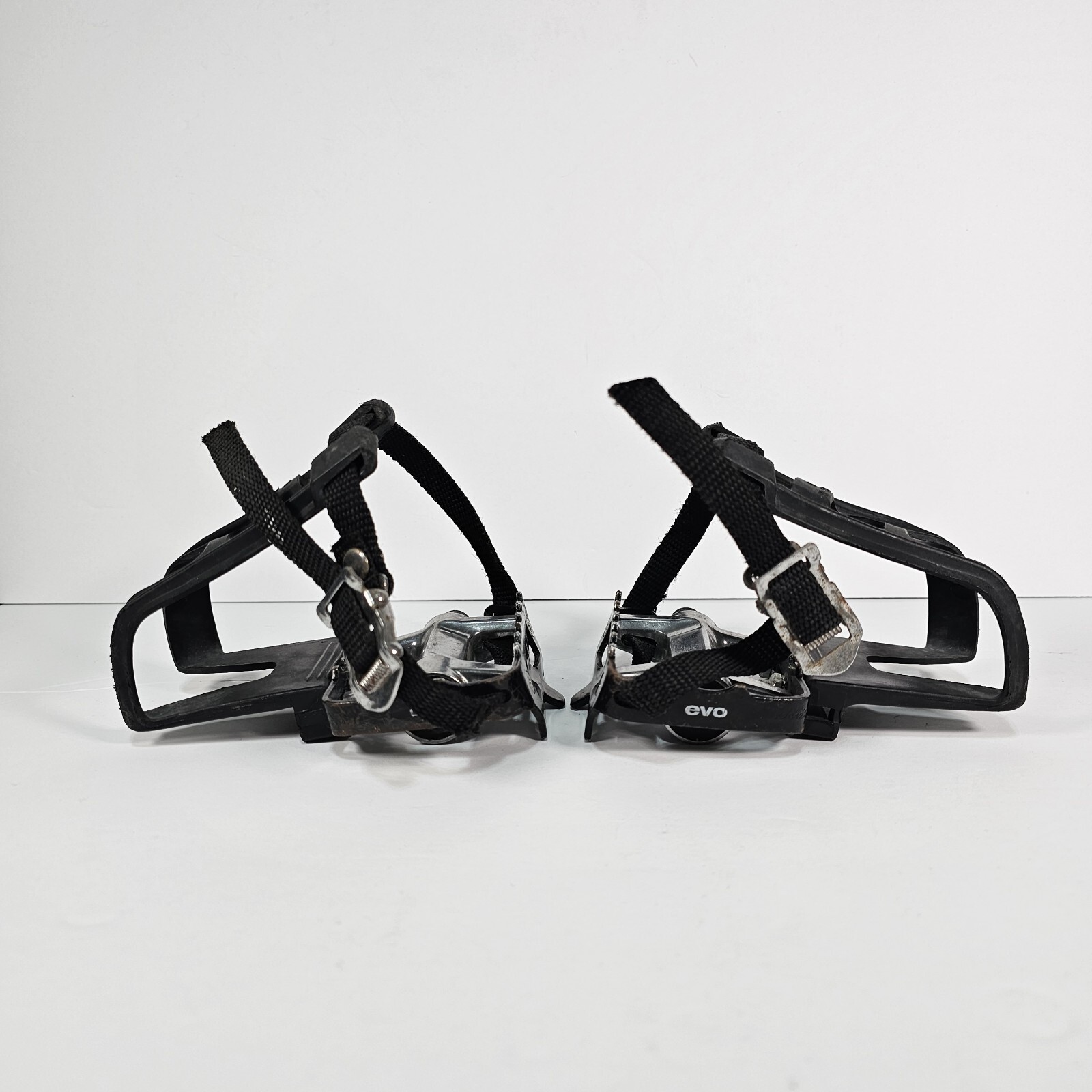 Evo Pedals Cycling Alloy Metal With Toe Clips Strap Black MT-13-L Left Right