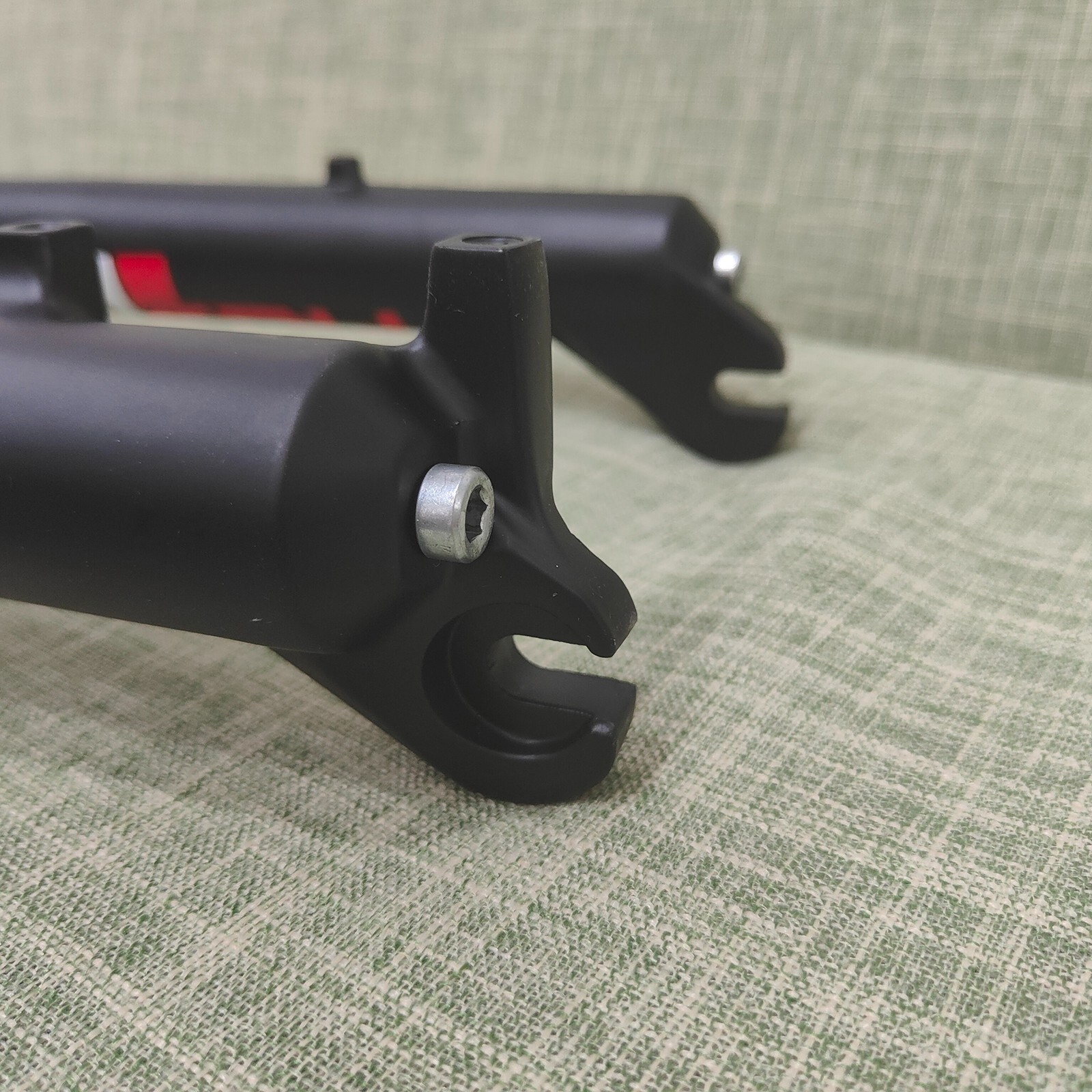 26» *4.0″ Bike Fat tire Suspension Fork & Headset, Rebound Beach Snow Bike Fork