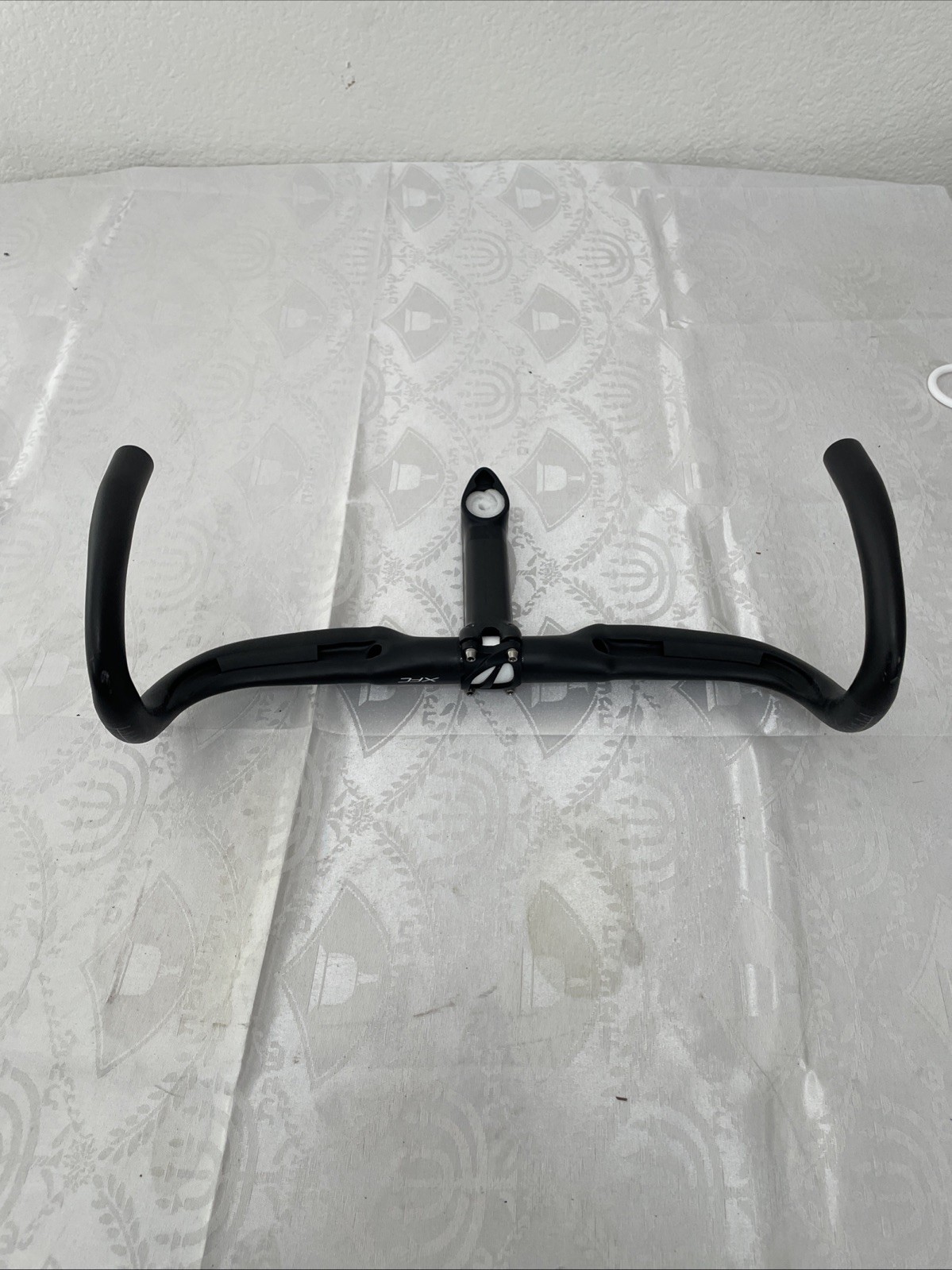 Pinarello Most Jaguar XFC Aero TiCR Carbon Road Handlebar (Matt-Black) 450/180mm