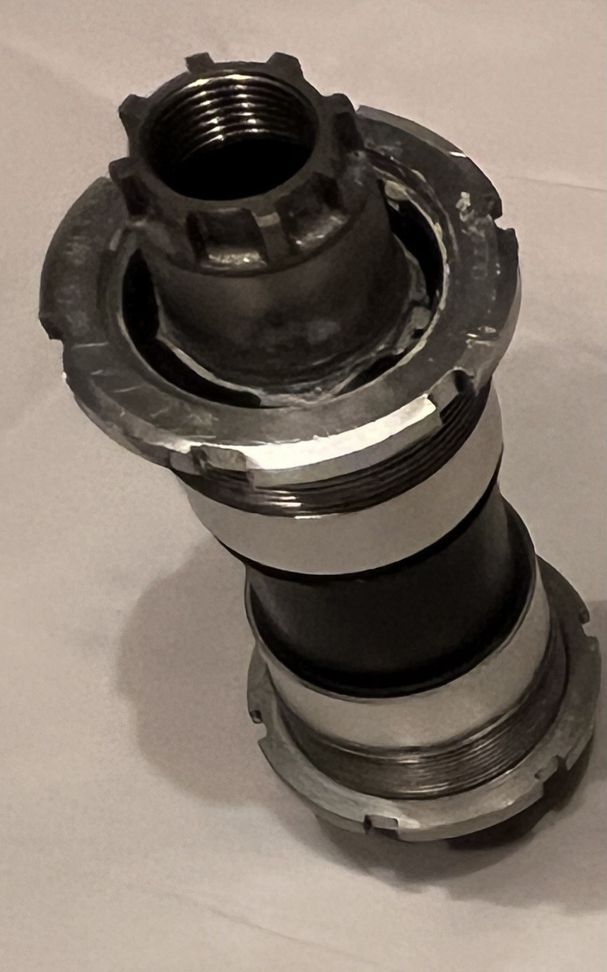 Shimano Dura Ace BB-7700 Bottom Bracket BSA 68mm 109.5mm Octalink V1