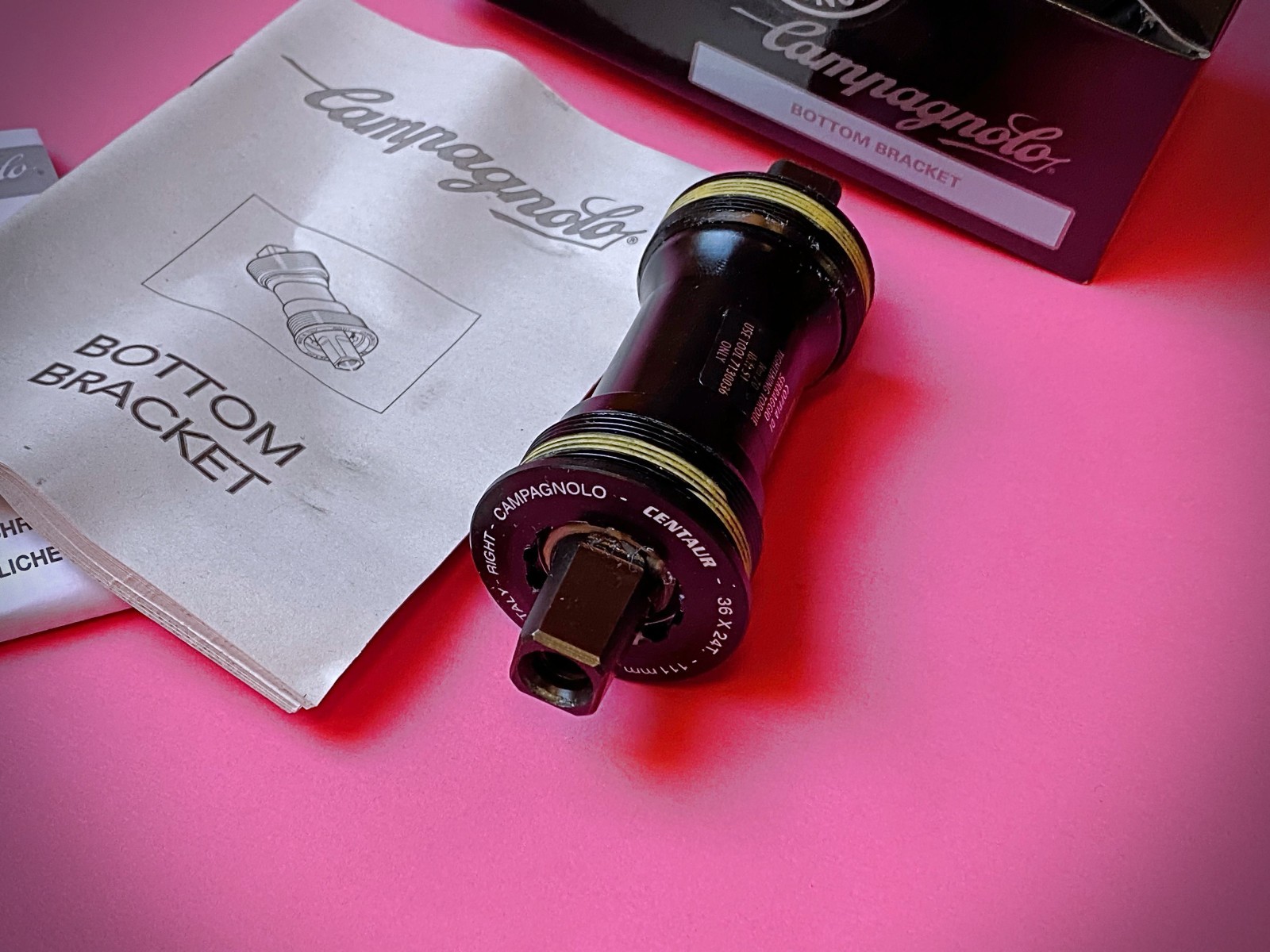 Campagnolo Centaur Bottom Bracket ITA THREAD AXLE 111mm NEW