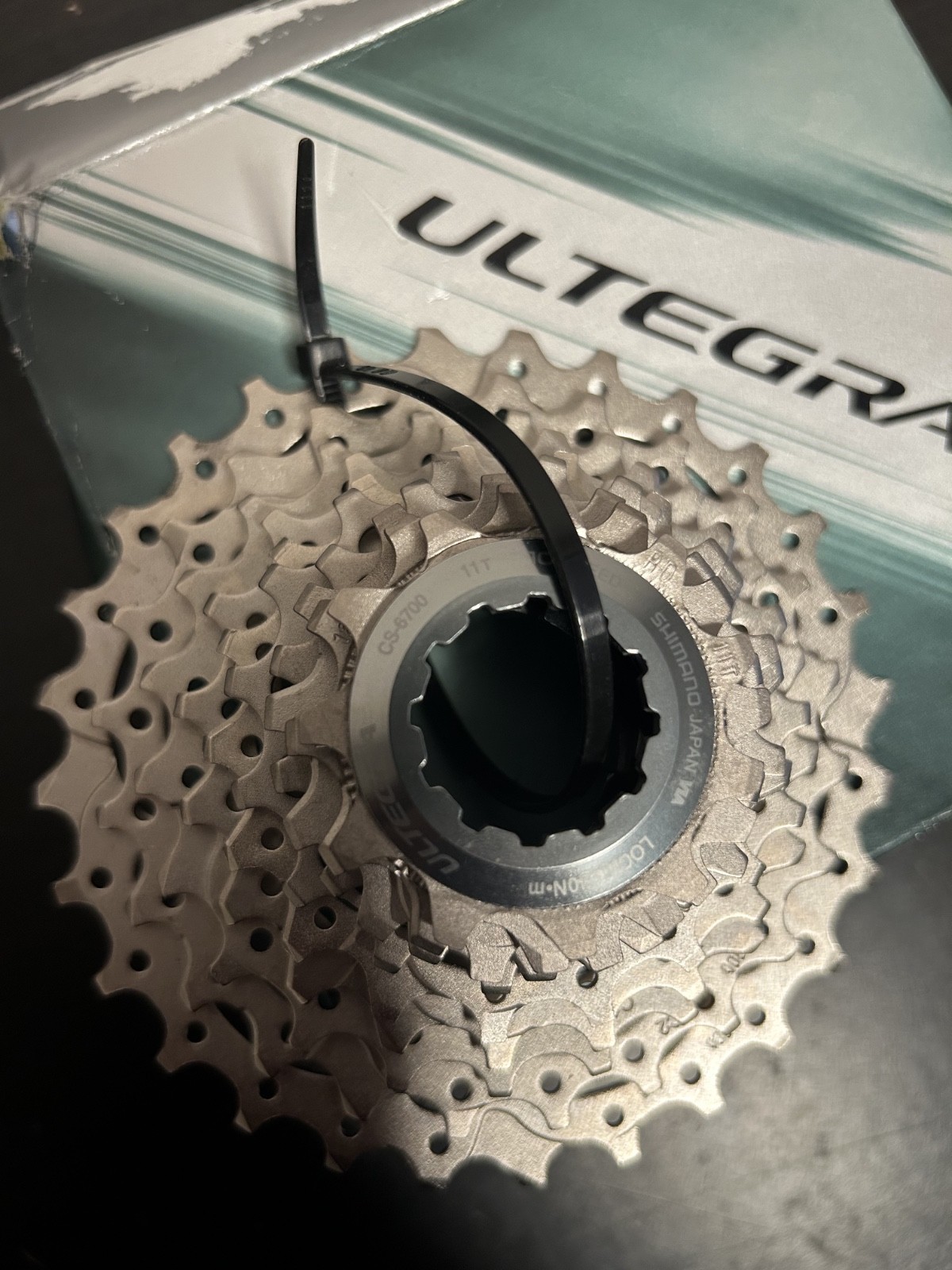 NEW Shimano Ultegra CS-6700 10s 11-28T Road Bike Cassette Sprocket NEW