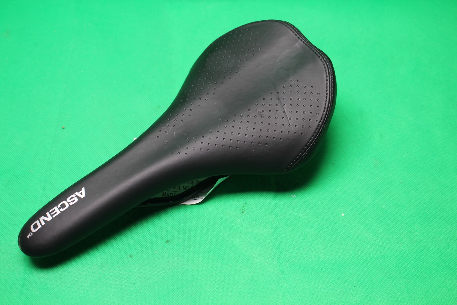 Ascend Cionlli Black Bike Bicycle Saddle Seat Racing Narrow Road Padded