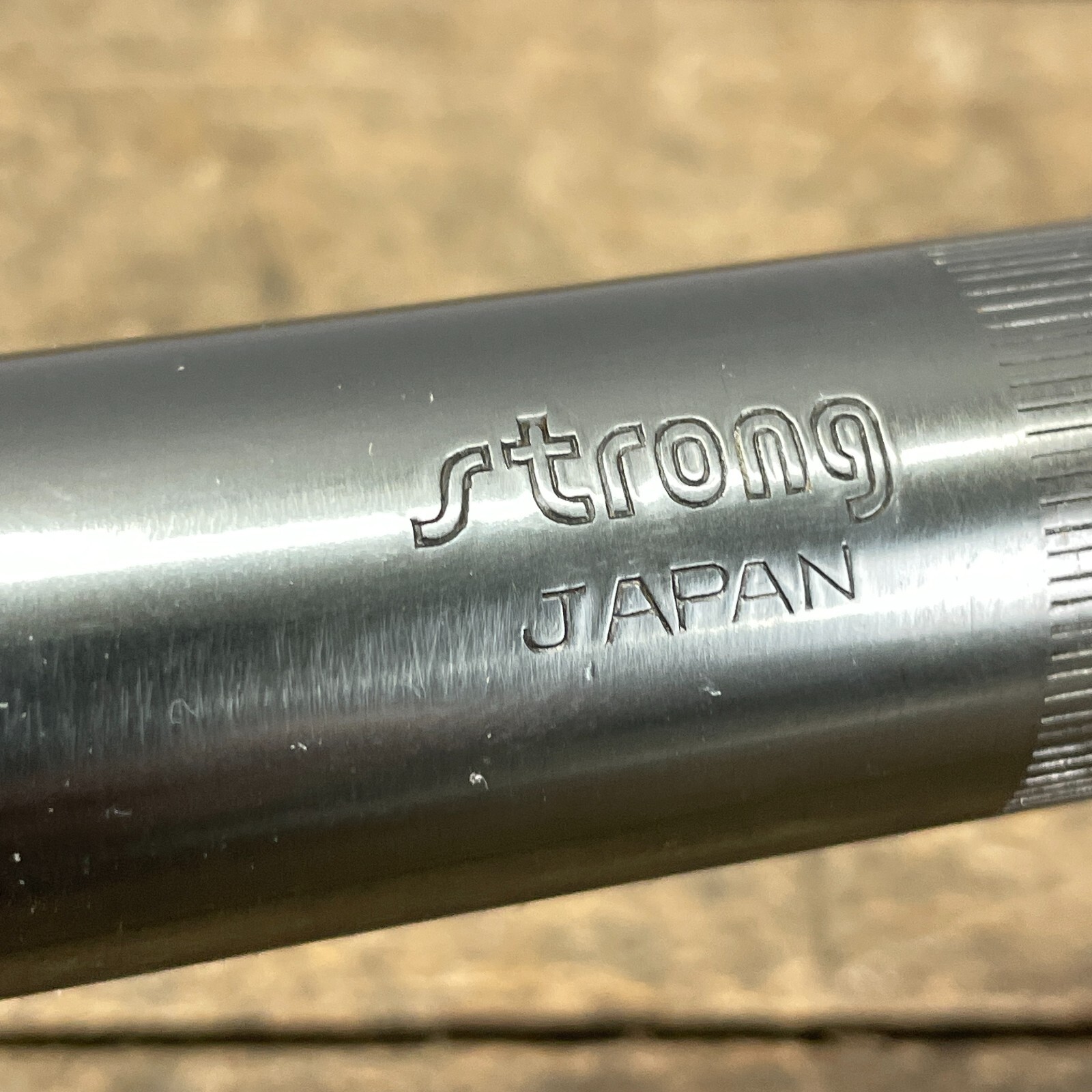 Vintage Strong Handlebar Gray Black 22″ 560 mm 25.4 mm 80s 90s Mountain Alloy