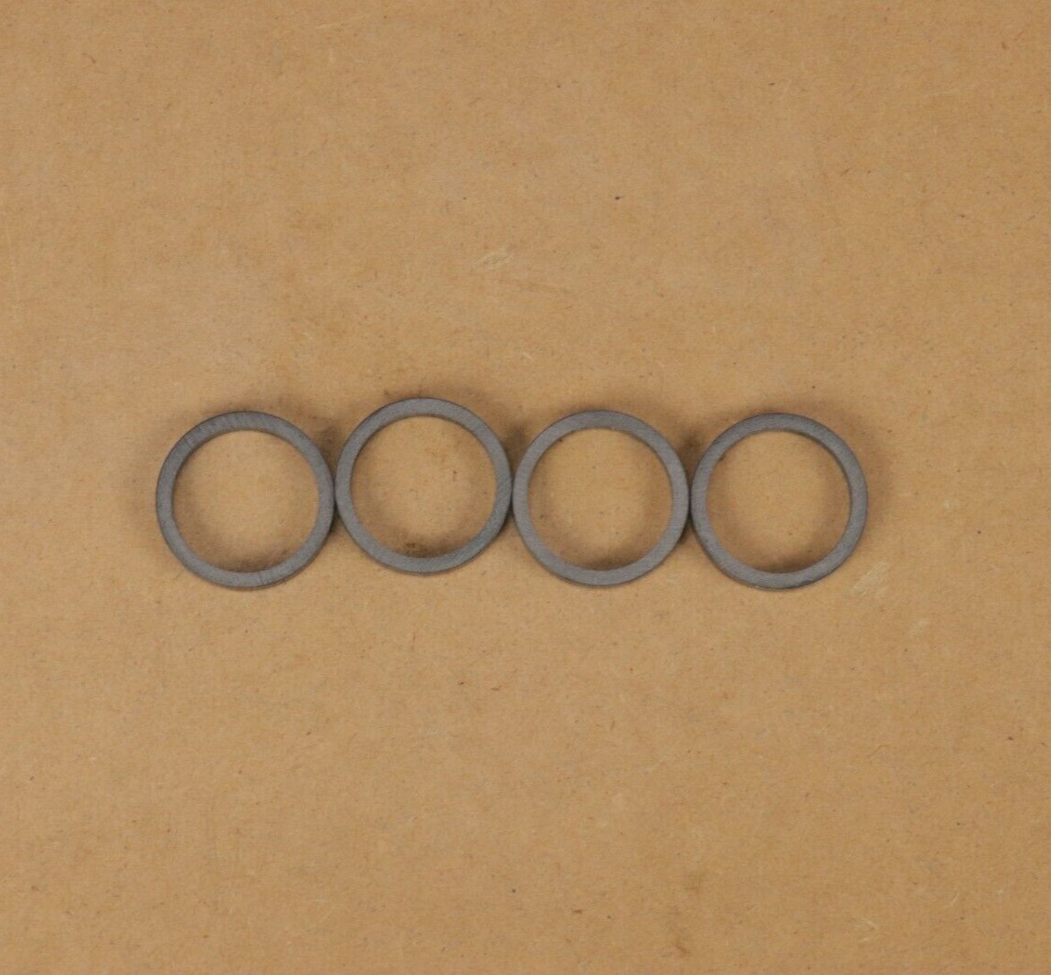 FSA 160-4205XOE 5mm x 1-1/8″ Carbon Fiber Bicycle Headset Spacers 4-Pack No Logo