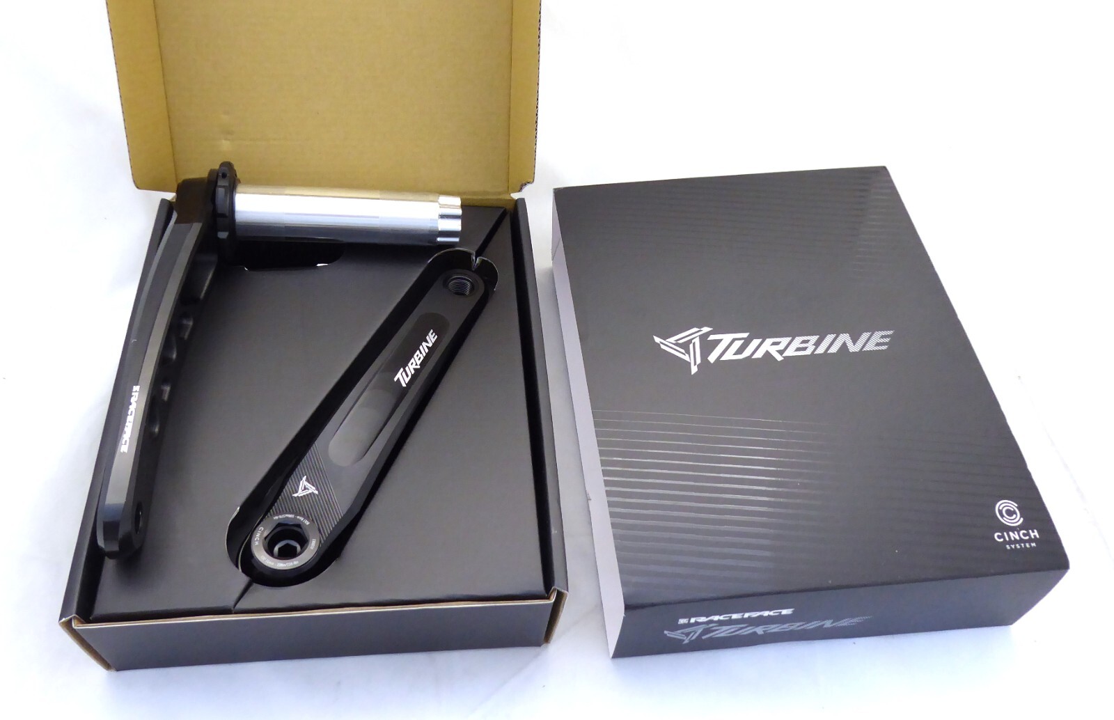 RaceFace Turbine Crankset – 175mm, Direct Mount, 136mm Spindle, CINCH