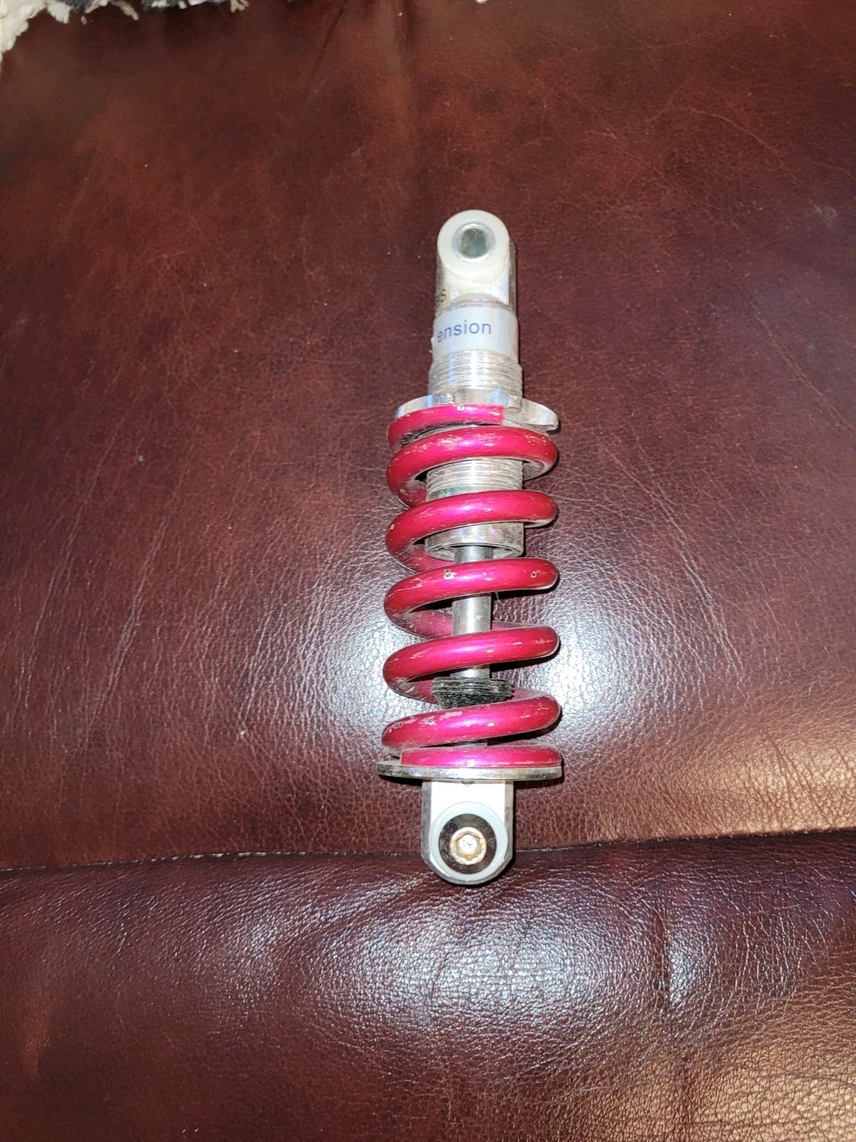 Ke Zhen Suspension Red Shock 850LBS