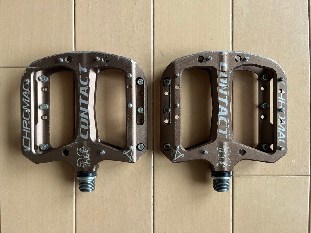 CHROMAG CONTACT Flat Pedal Used Good Condition Rare Color Scratches