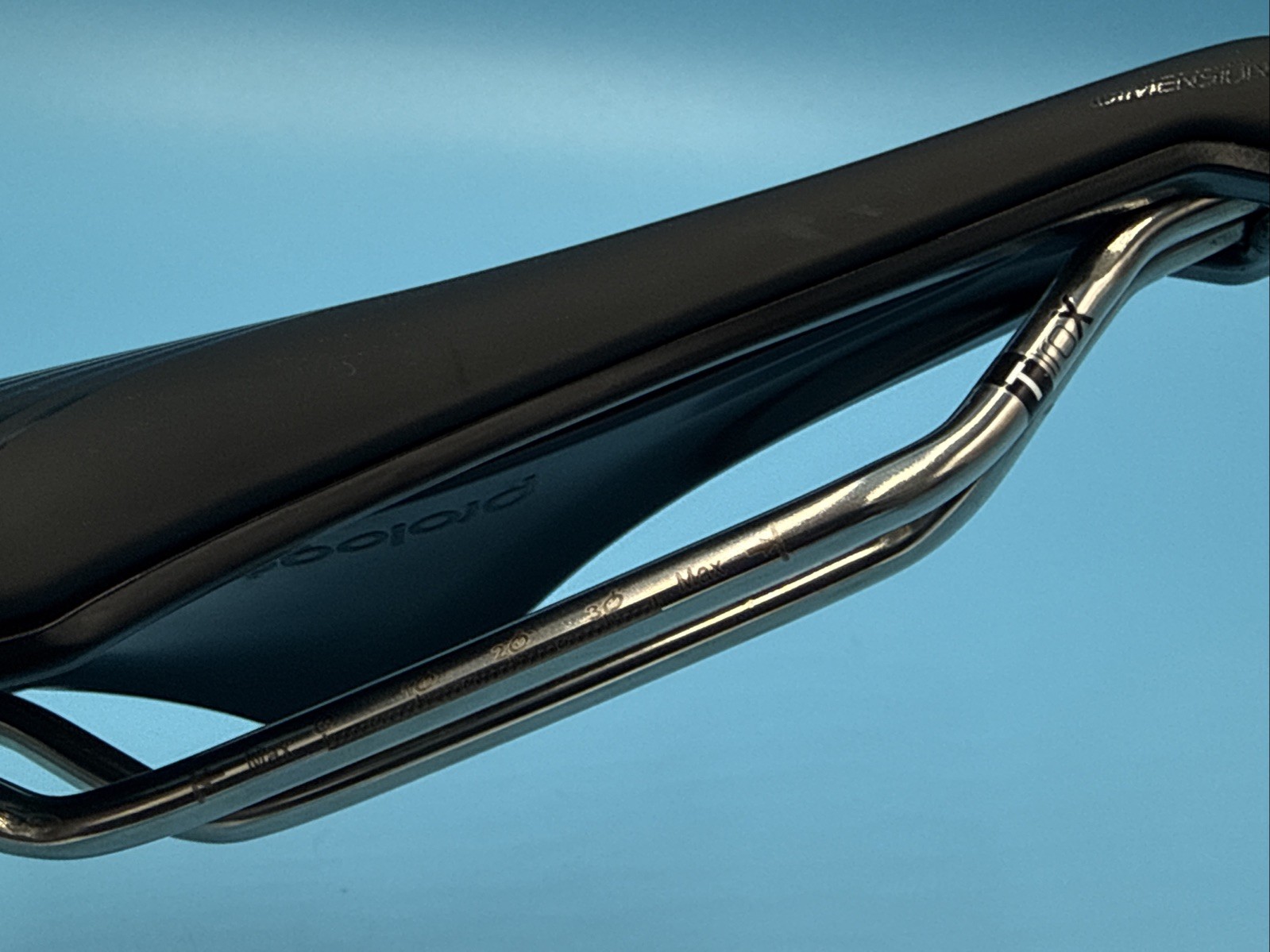 Prologo DIMENSION PAS TiroX Rail 245 x 143mm Saddle MSRP $155 NEW BIKE TAKE-OFF