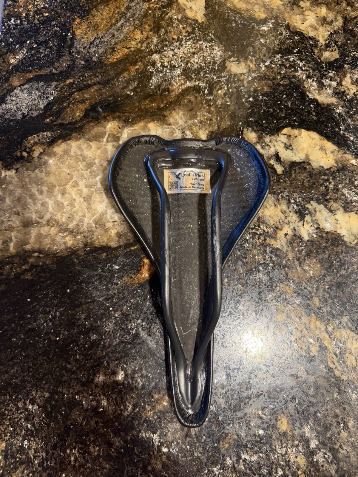 AX Lightness Leaf II Plus Saddle