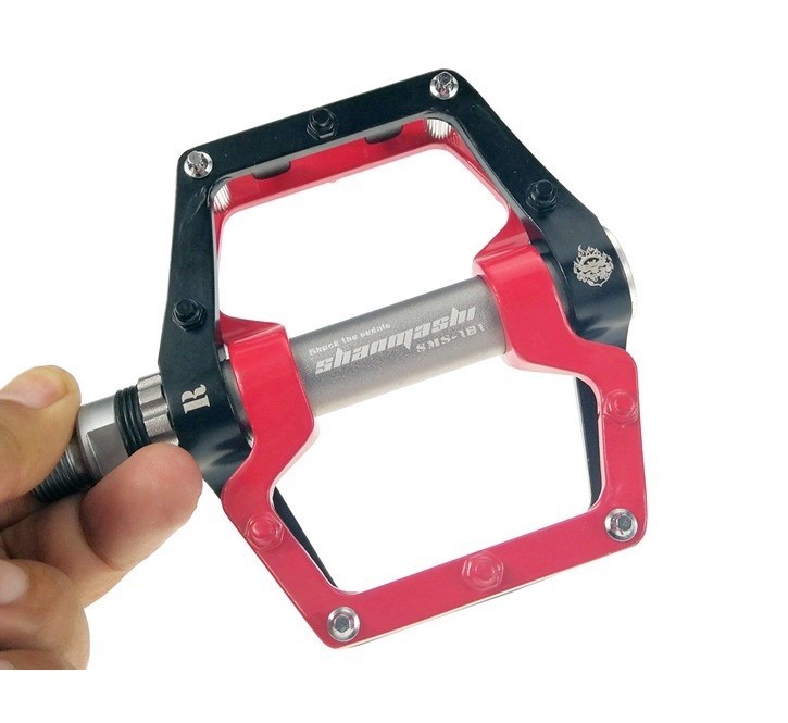 Aluminum Road MTB Mountain Bike Bicycle Pedal 3 Bearing Flat Pedals Black Red