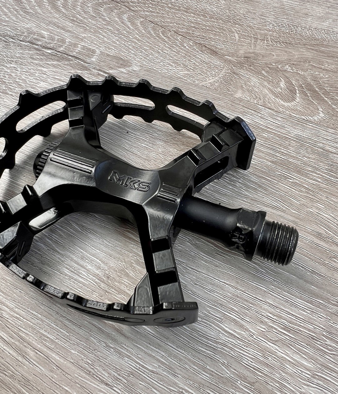MKS Mikashima Blue Lug XC-III Bear Trap Cage Bicycle Pedals 9/16″ Mono Black