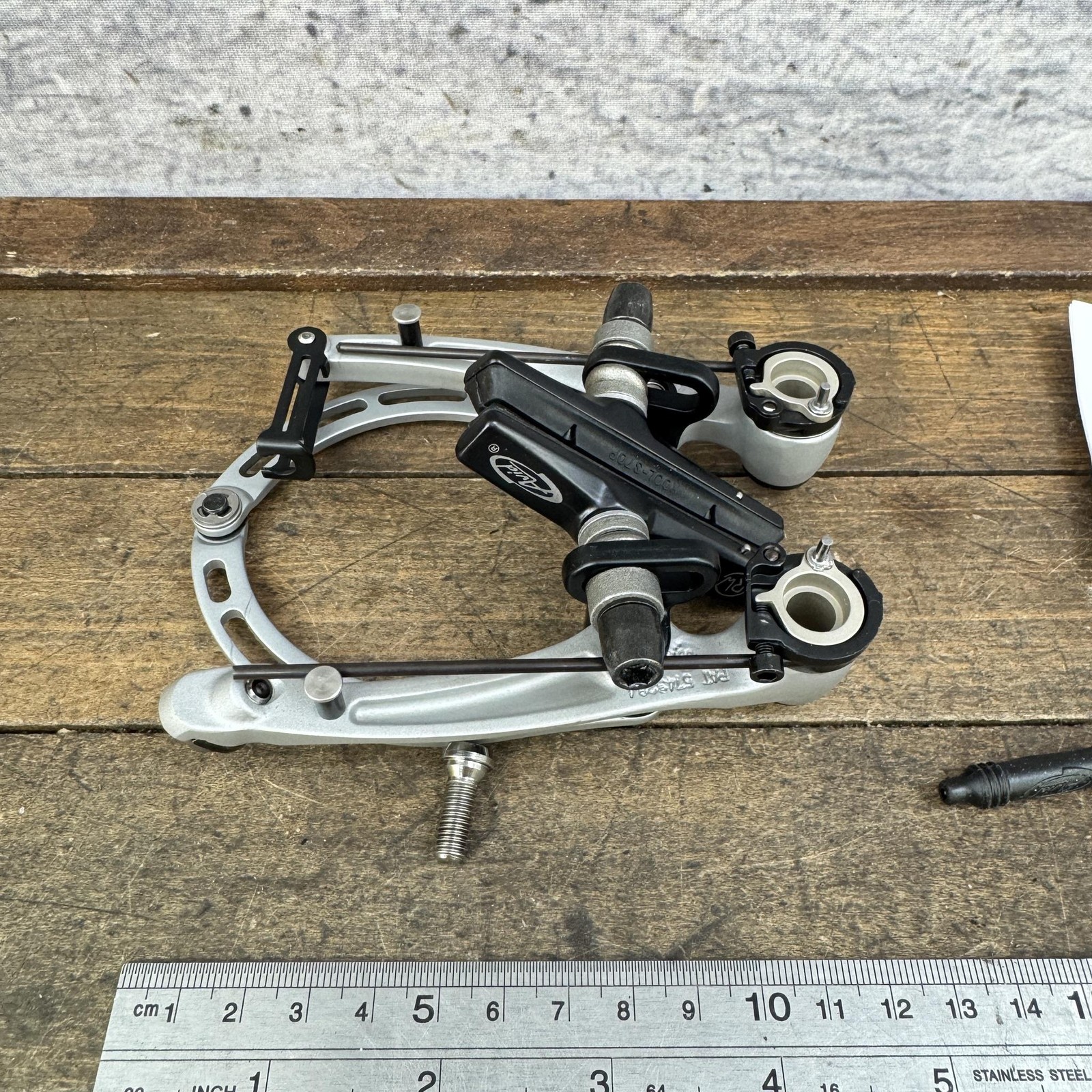 Vintage Avid Arch Rival V-Brake Caliper NOS Silver MTB Bike Linear Pull Brake