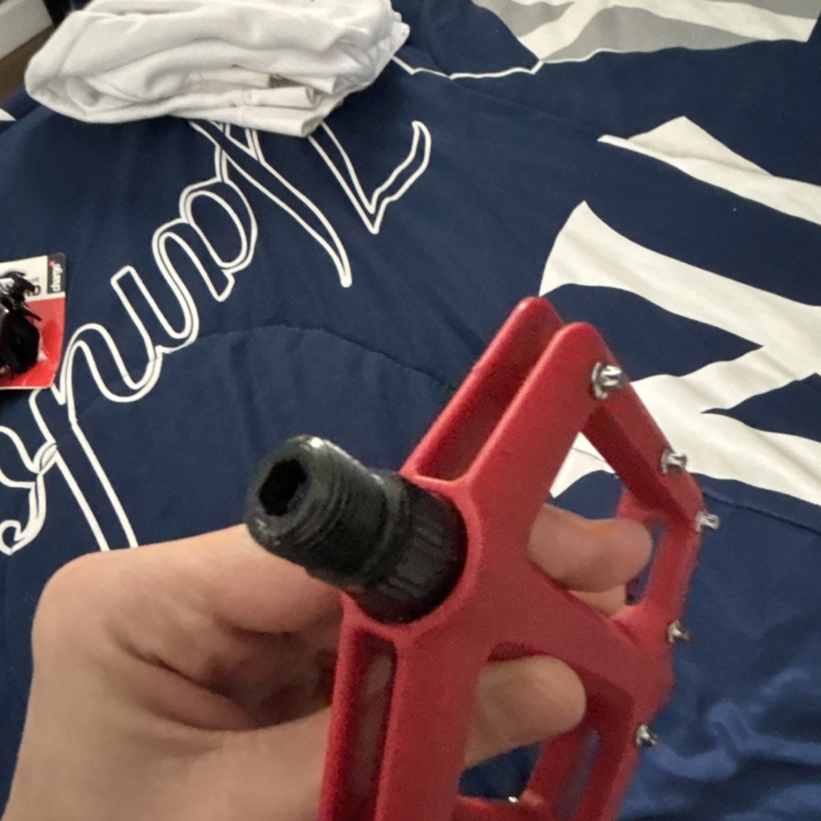 Red Flat Platform Pedals with Pins 9/16″ for MTB BMX Hybrid Plastic Steel
