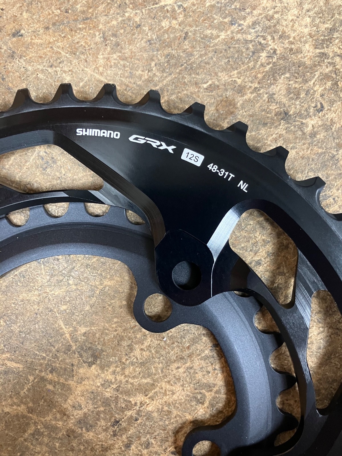 SHIMANO GRX 12 speed Chainring 48 and 31 tooth FC-RX820-2 Crankset