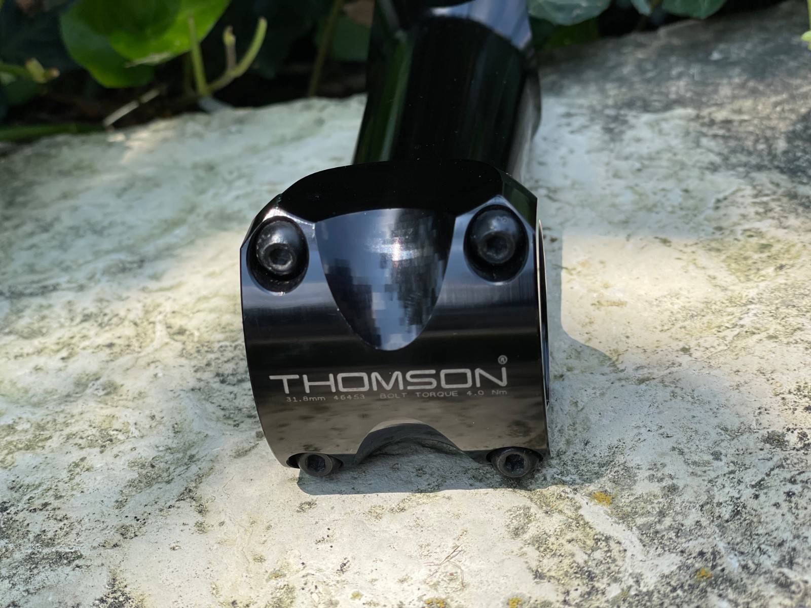 Thomson Elite X4 Stem 1 1/8” x 130mm x 31.8 +/- 10 degree – Clean