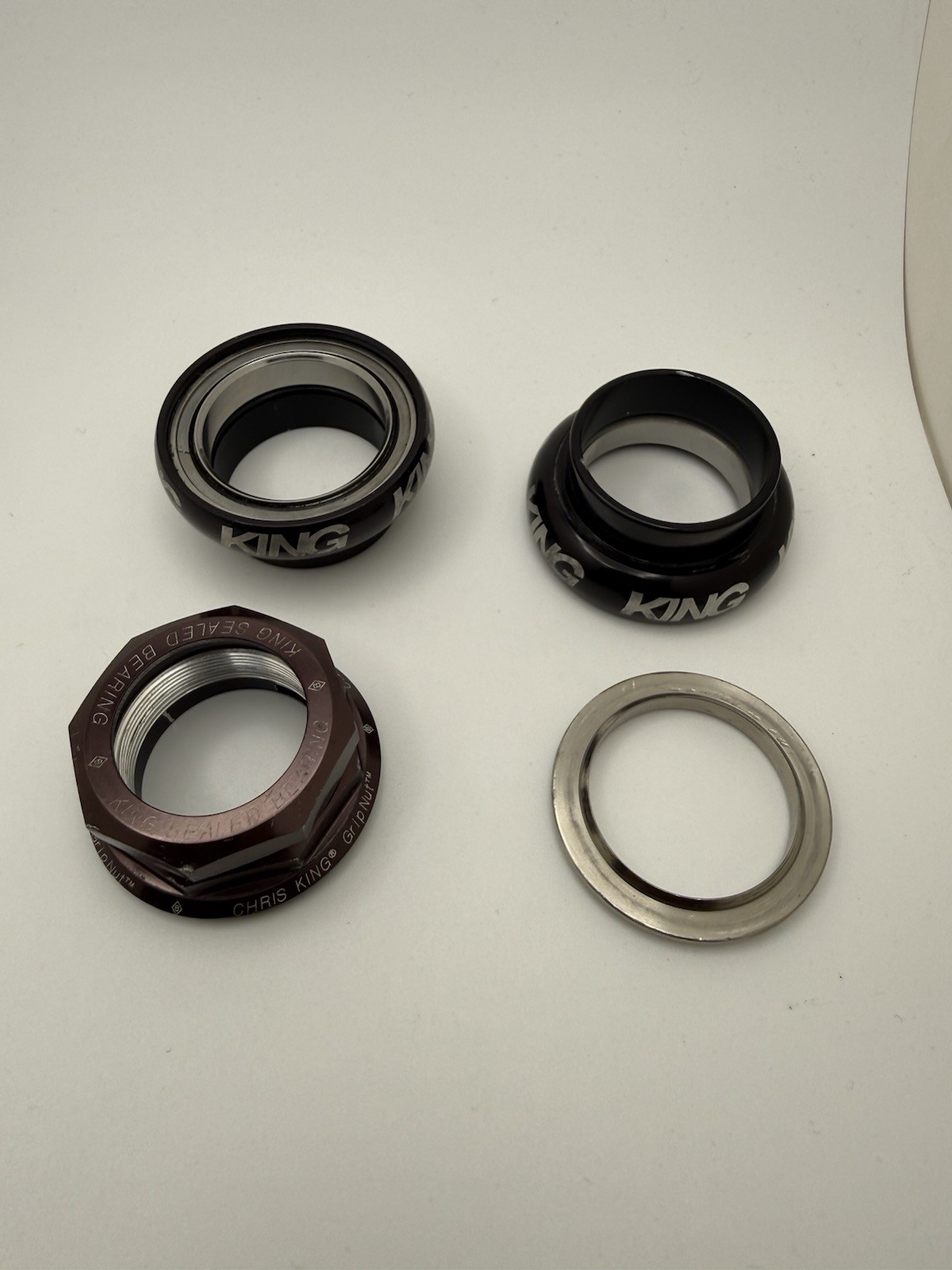 Chris KING GRIPNUT threaded Headset (1-1/8″) (BLACK)