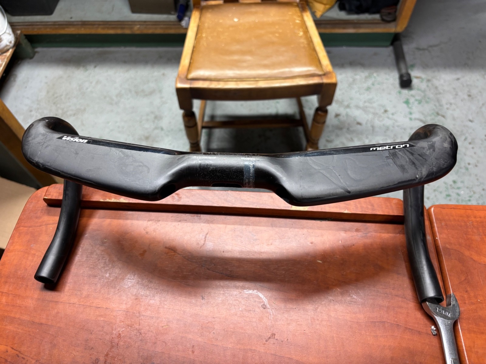 Vision Metron Aero Carbon Road Handlebar 40 cm internal routing drop bars Di2