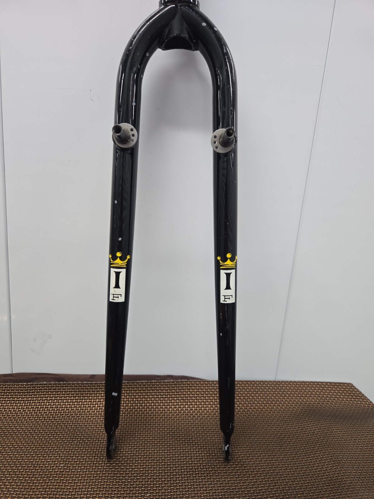 700c Independent Fabrication Fork, 1 1/8″ Threadless, 215mm Steering Tube…