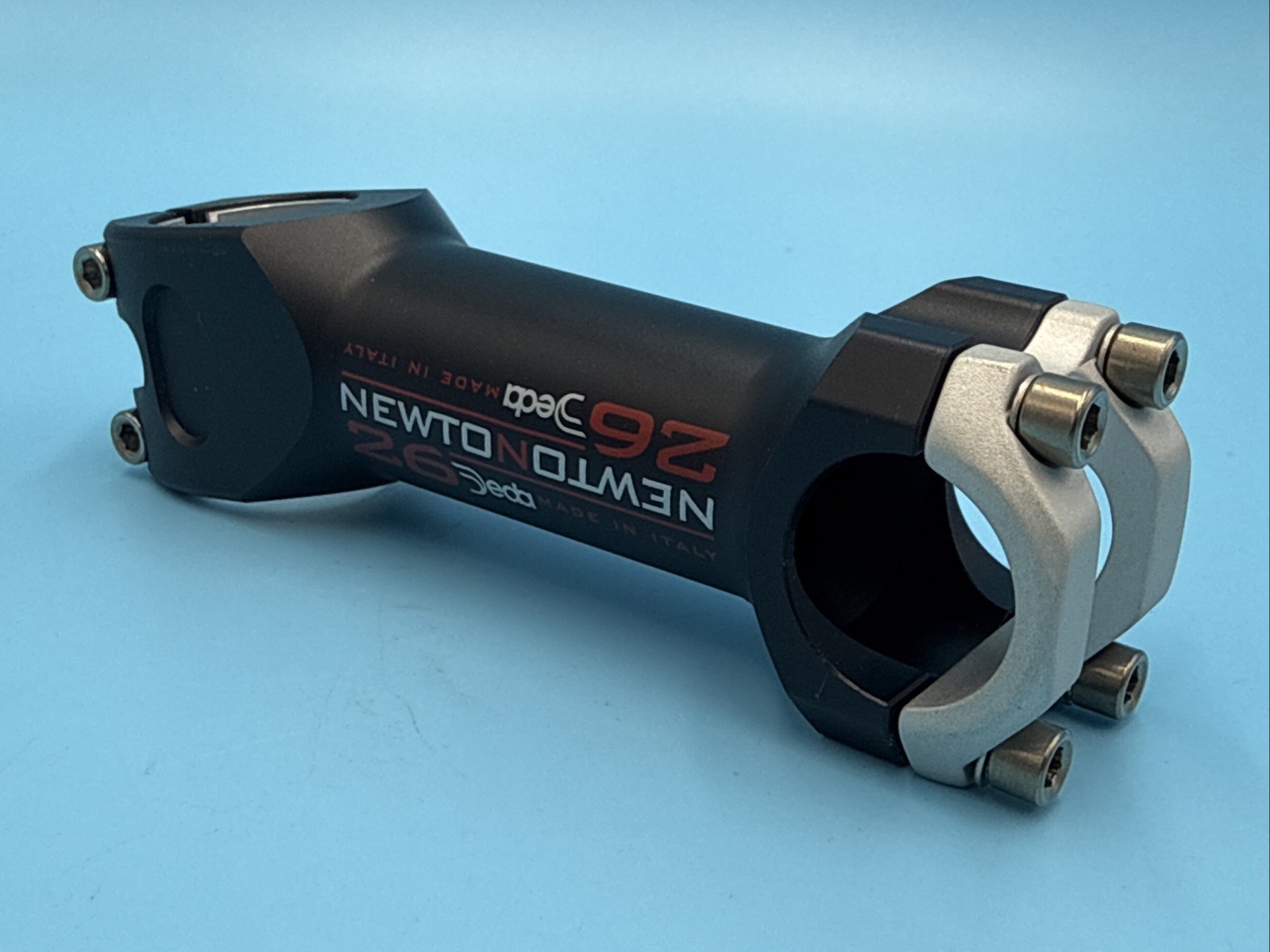 NEW Deda Elementi NEWTON 26 110mm +/- 8° 26.0mm 1-1/8″ CNC Aluminum Alloy