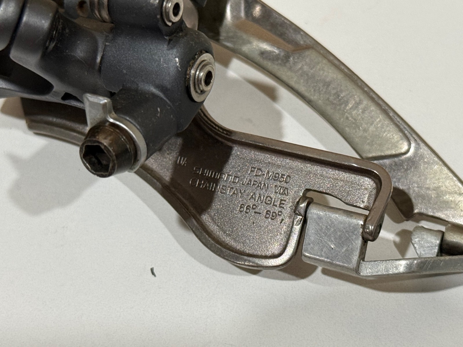 Vintage XTR Front Derailleur FD-M950