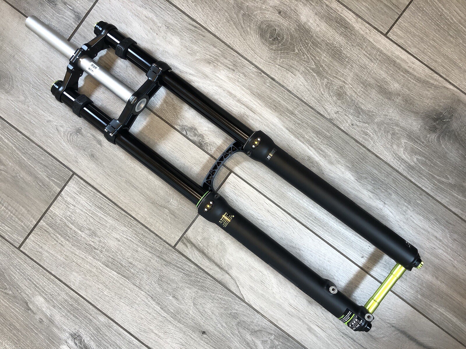 DVO Suspension Onyx DC D1 Fork 29″, 203mm,48mm Rake, NEW!