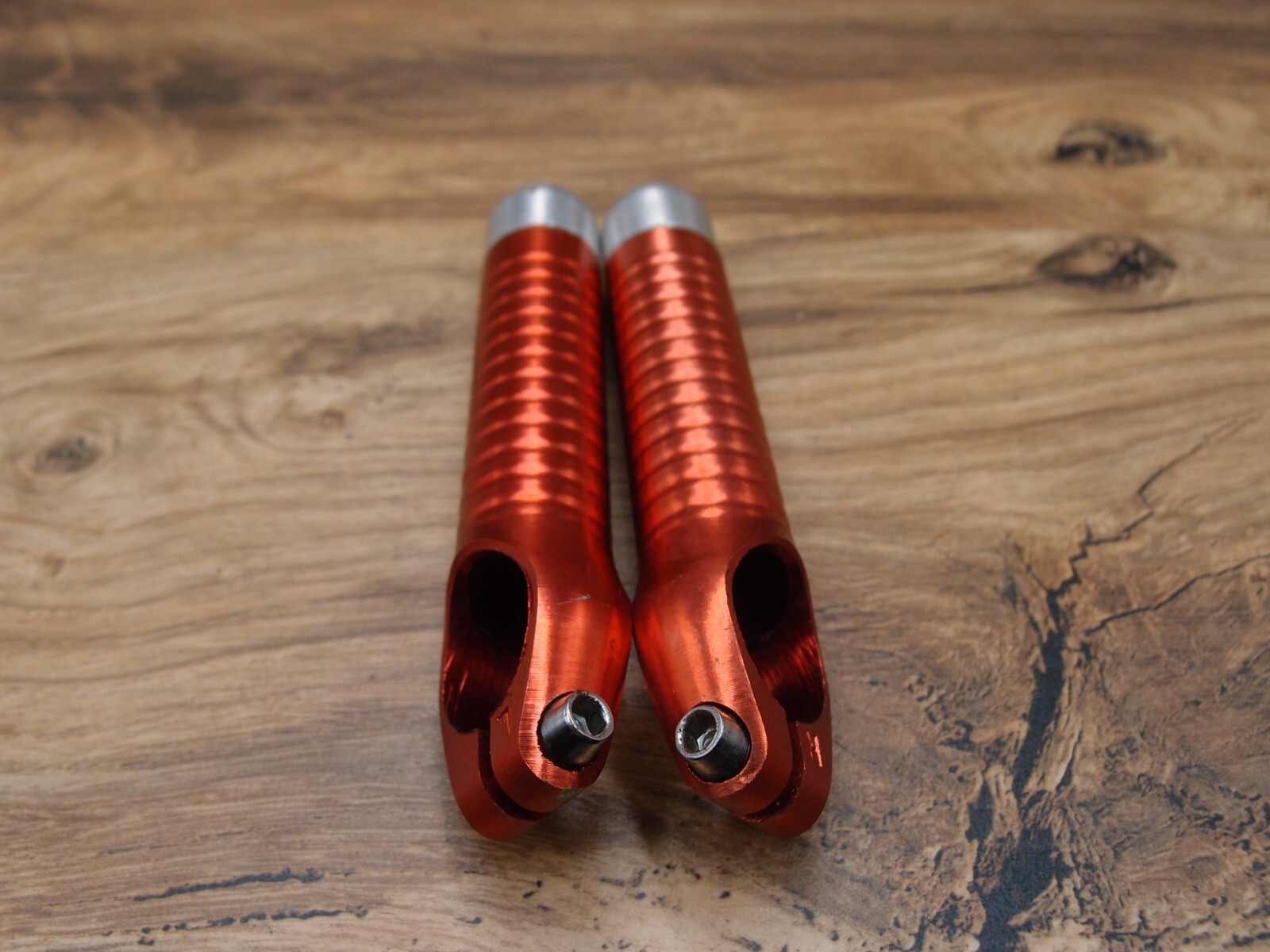 1990’s MTB aluminium alloy bar ends FMF red anodised 22.2 mm