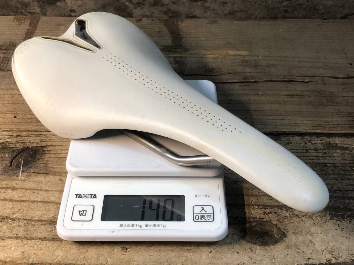 Selle Italia SLR S1 Saddle White 134mm Titanium Rails 140g Lightweight Road bike