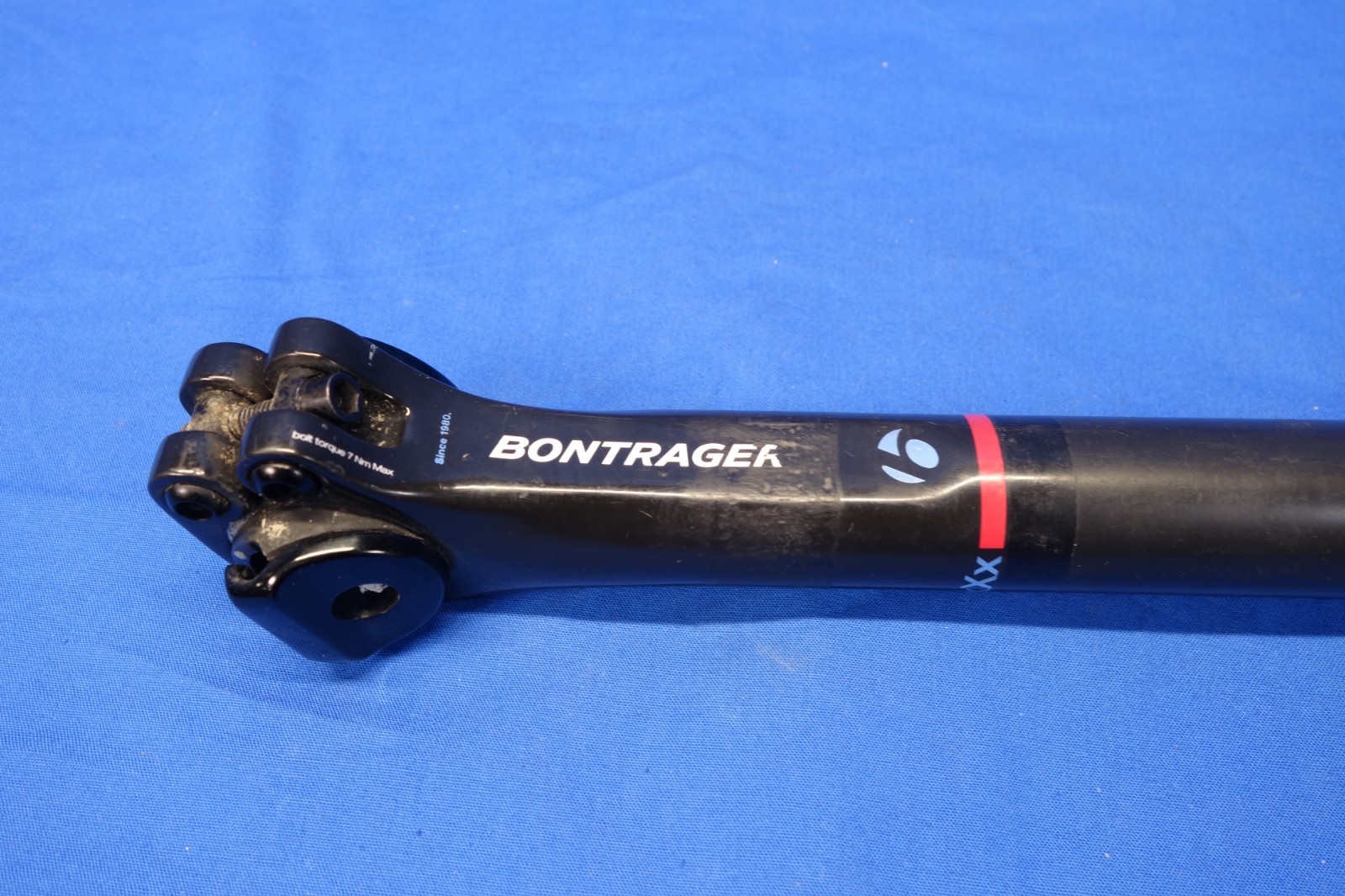 Bontrager XXX Carbon Seatpost: 400mm Length x 31.6mm Diameter